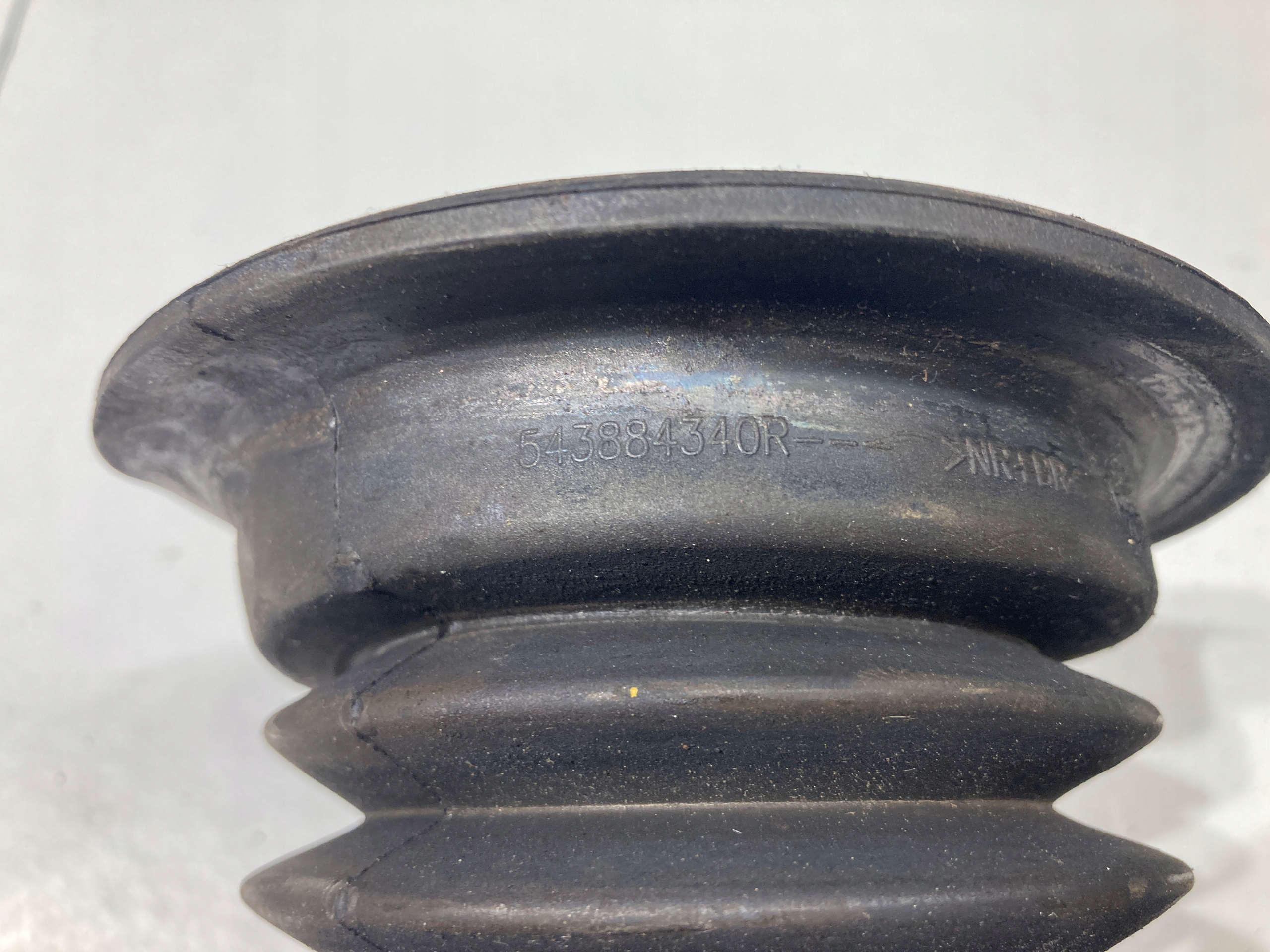 543884340R ODBÓJ ABSORBER RENAULT Producent części Renault OE