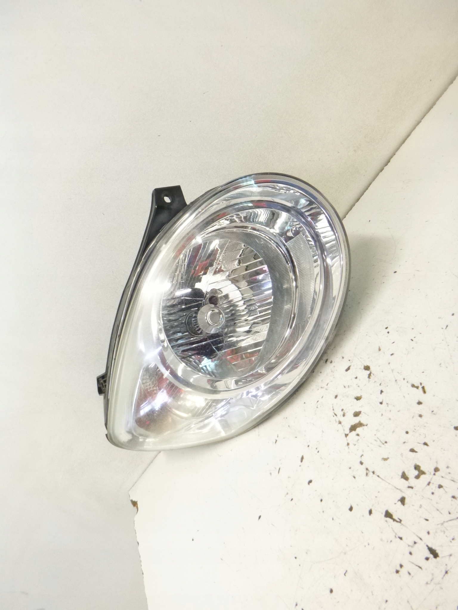 light front right Kia Picanto 2009r.
