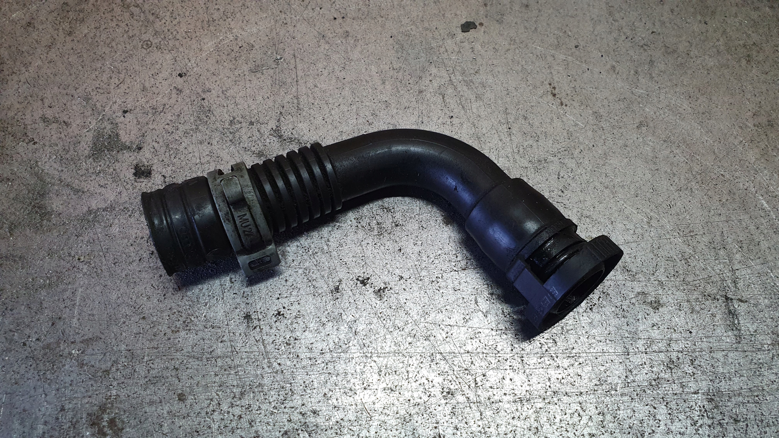 AUDI SEAT SKODA VW - PRZEWOD RURKA ODMY 038103493AB