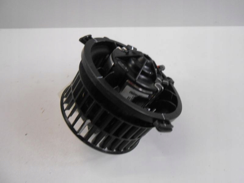 DUSTER I 1 616V WENTYLATOR DMUCHAWA NAWIEWU ORYG Part number 272107294R