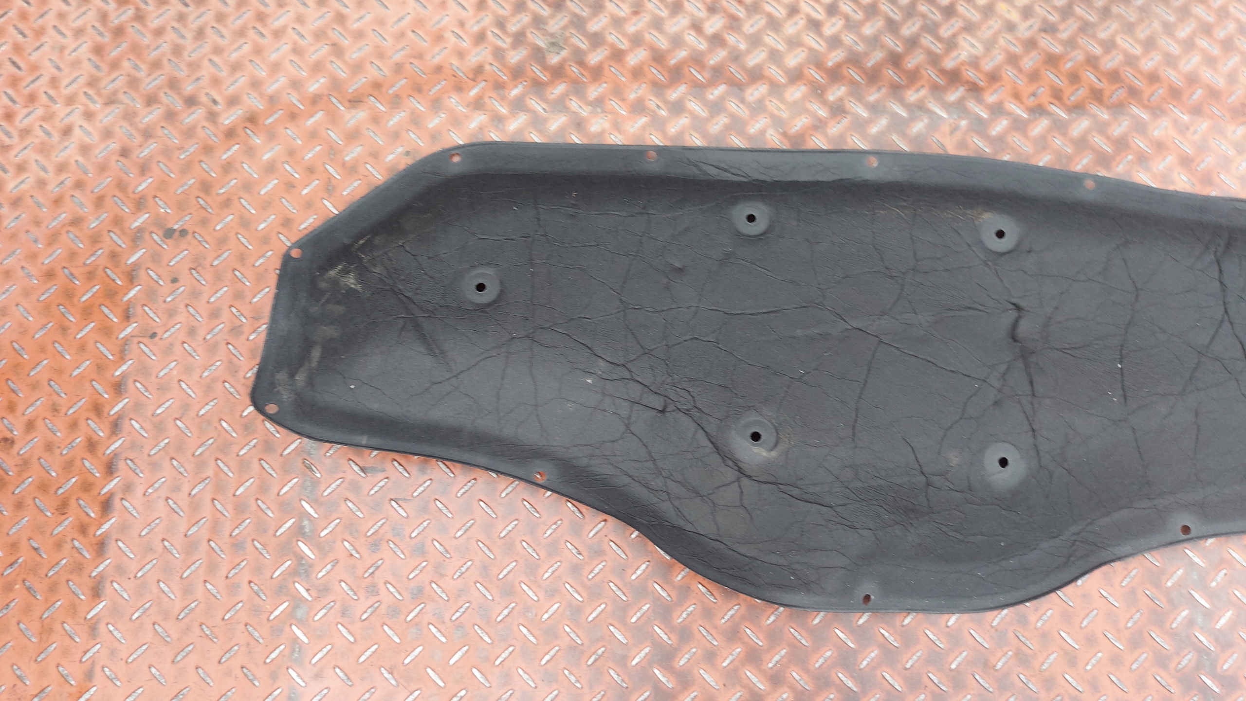 Insonorisation du capot KOMORY Moteur BMW X1 F48