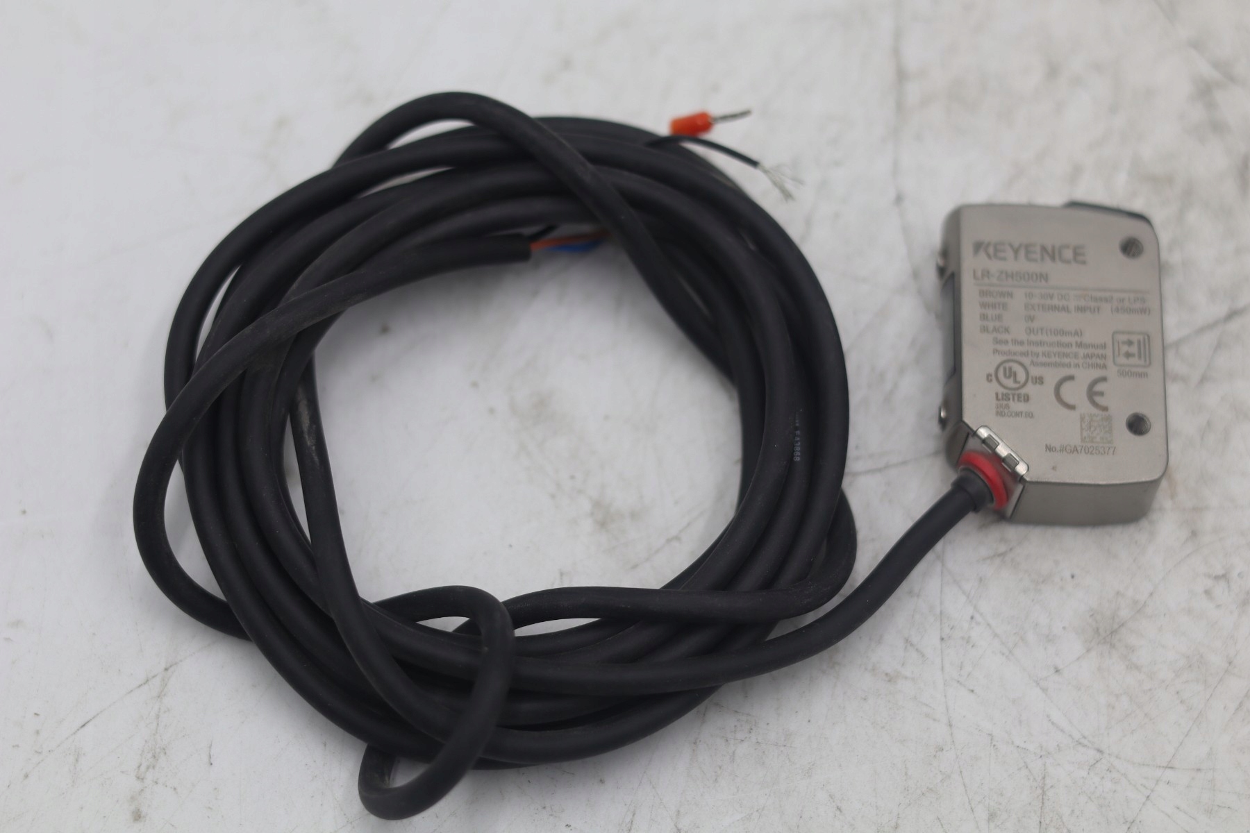 キーエンス　LR-ZH500N ☆ 新品 キーエンス KEYENCE アンプ内蔵 レーザーセンサ LR