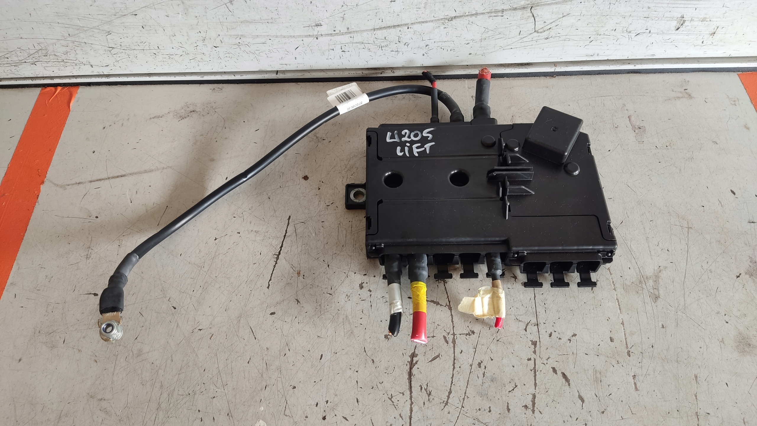 MERCEDES W205 Klema модуль