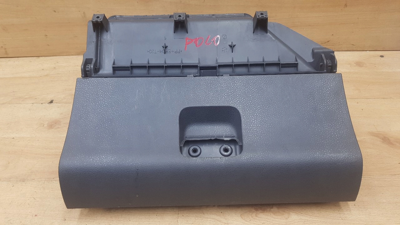 бардачок пассажира vw Polo IV 9N