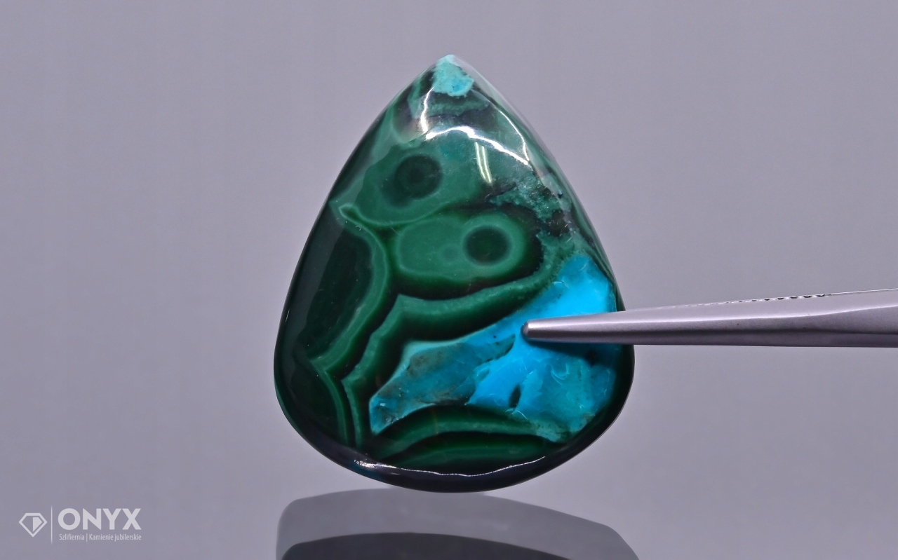 Chryzokola kabošon slza 28x23 mm