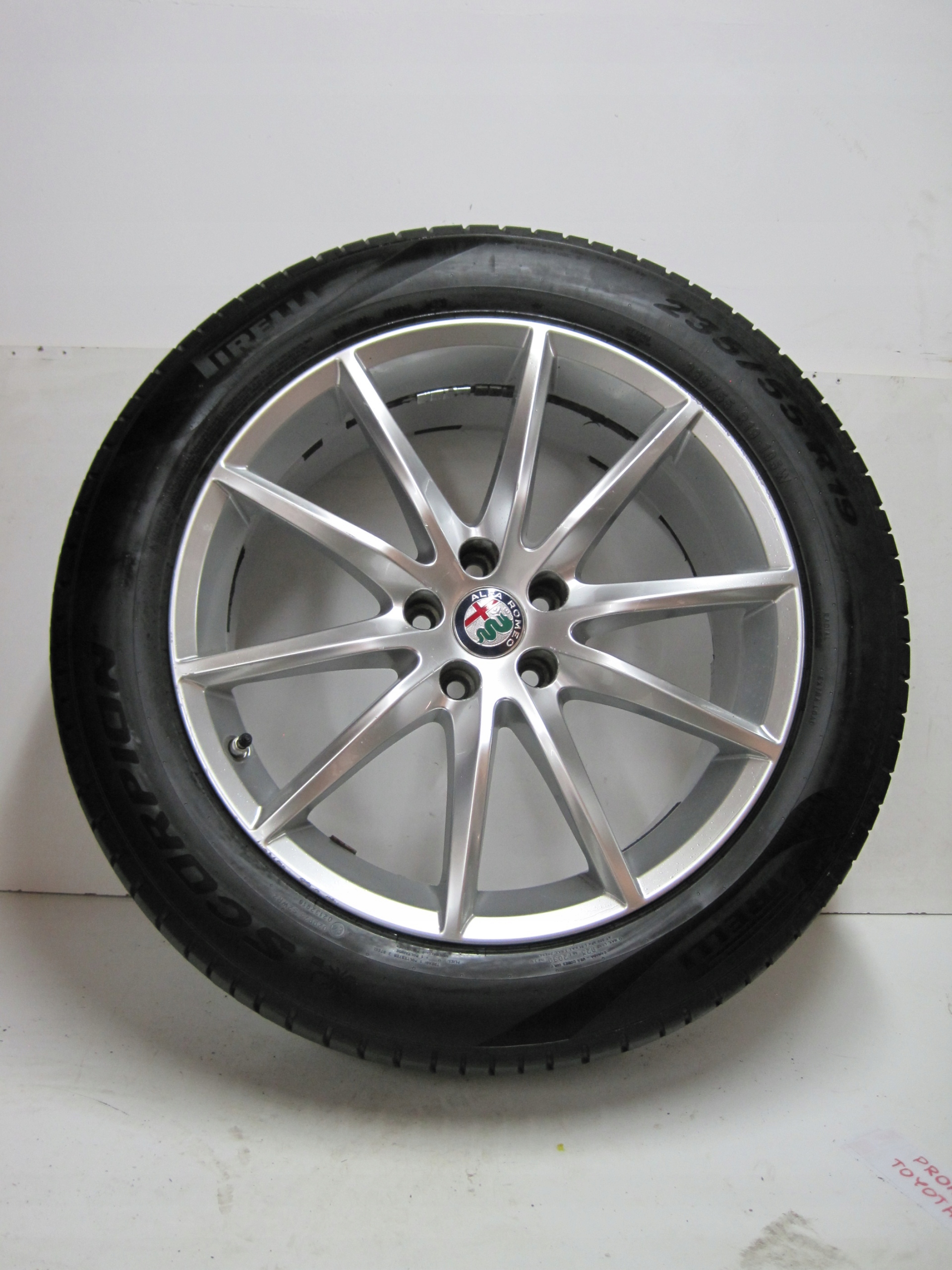 wheels discs tyres ALFA ROMEO STELVIO R19