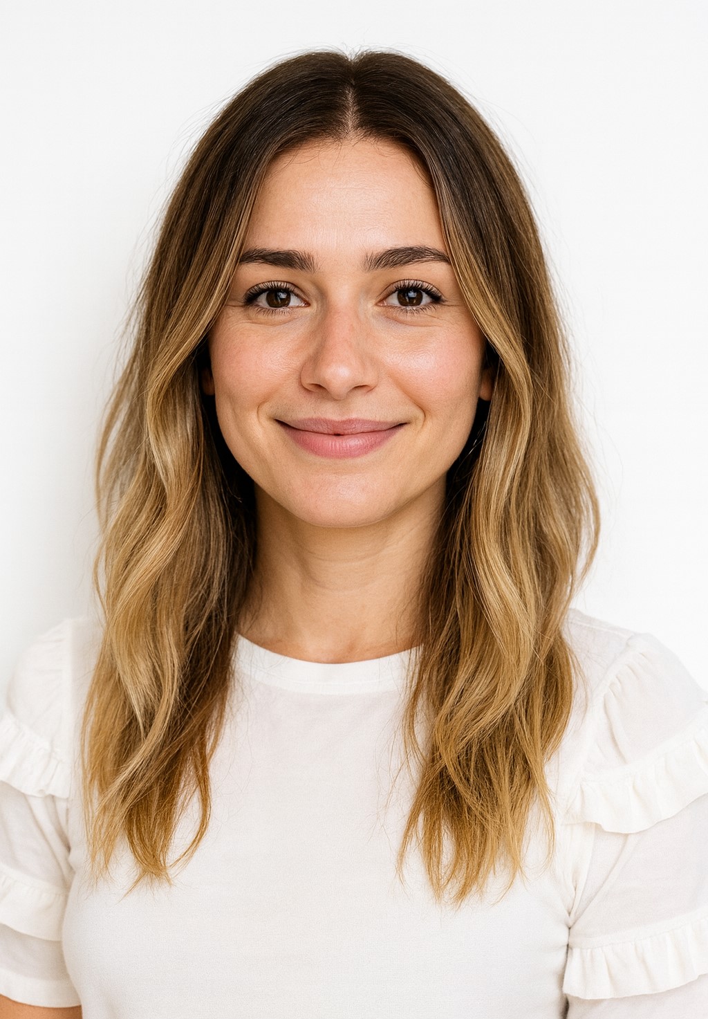 Vlnitá paruka bez ofiny na mikrokůži jantarová mix ombre Nessaja