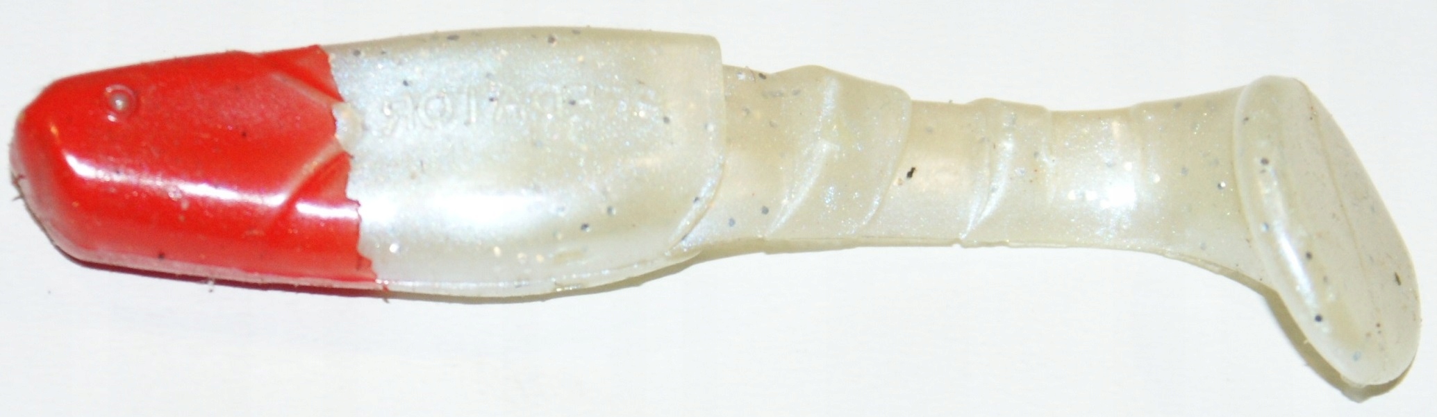 Manns Predator 3 9cm perła brokat czerwony łeb