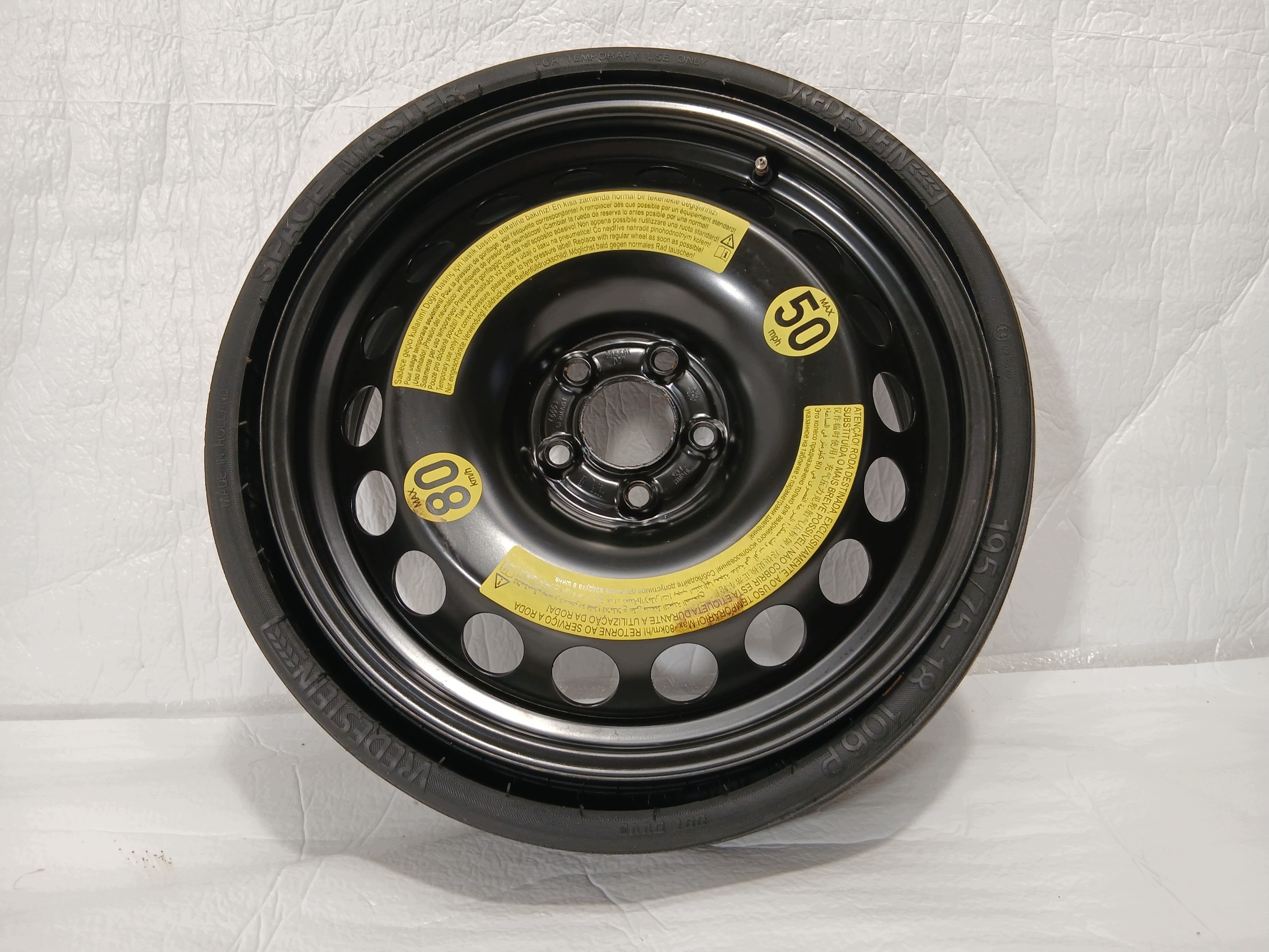 AUDI Q5 80A roue roue de secours roue de secours 80A601027