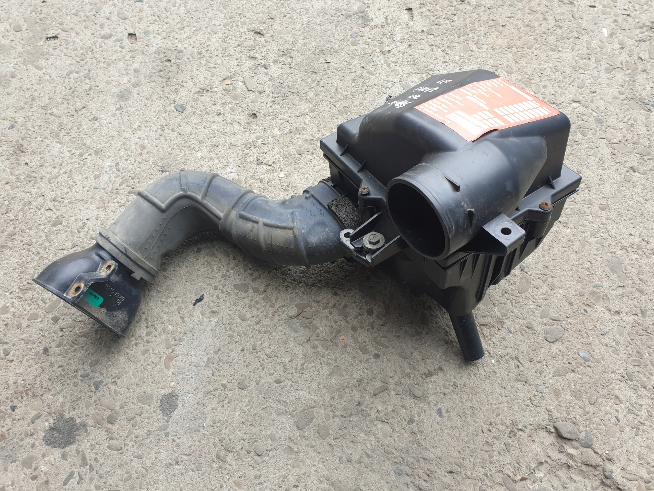 Gehäuse filter DOLOT SX4 SEDICI 2.0 DDIS MULTI JET 2009- 79J-A06