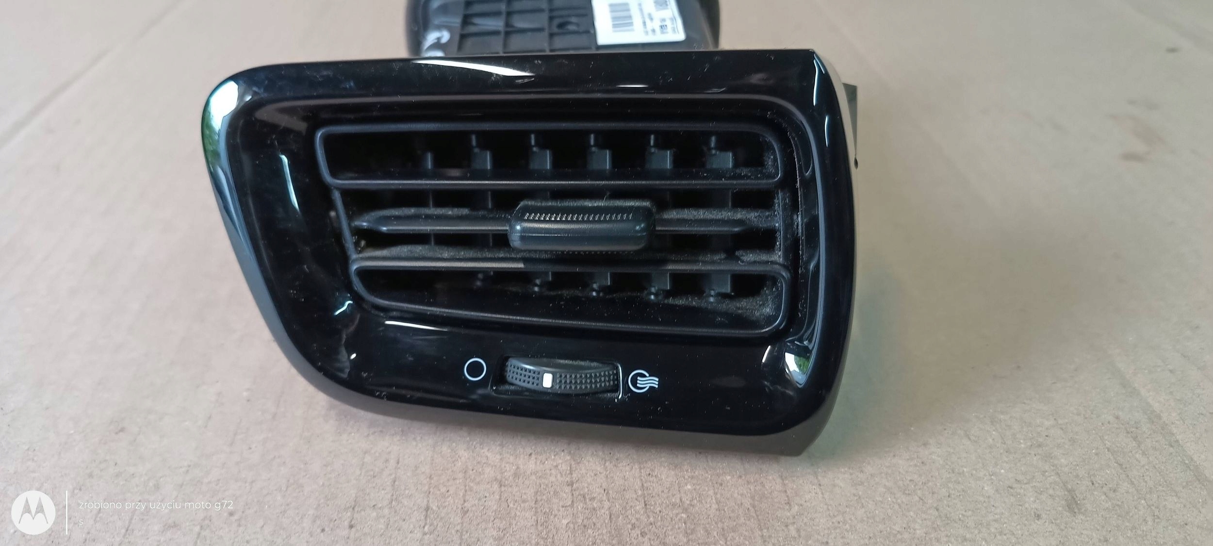 KIA RIO IV grid air conditioning devices right 97480-H8800 2019R