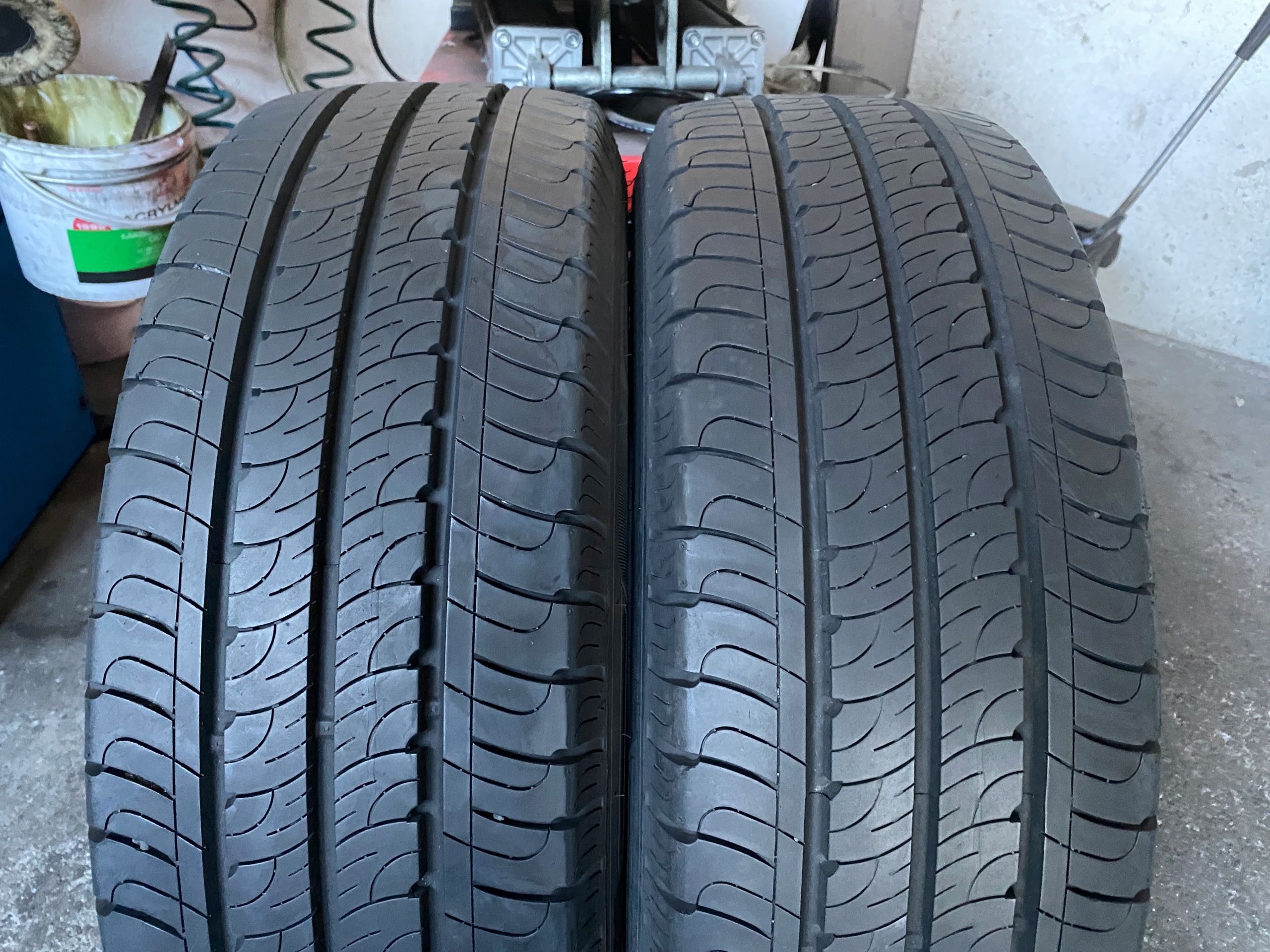 2 tyres summer 215/65R16C Goodyear EfficientGrip Cargo as new 8mm