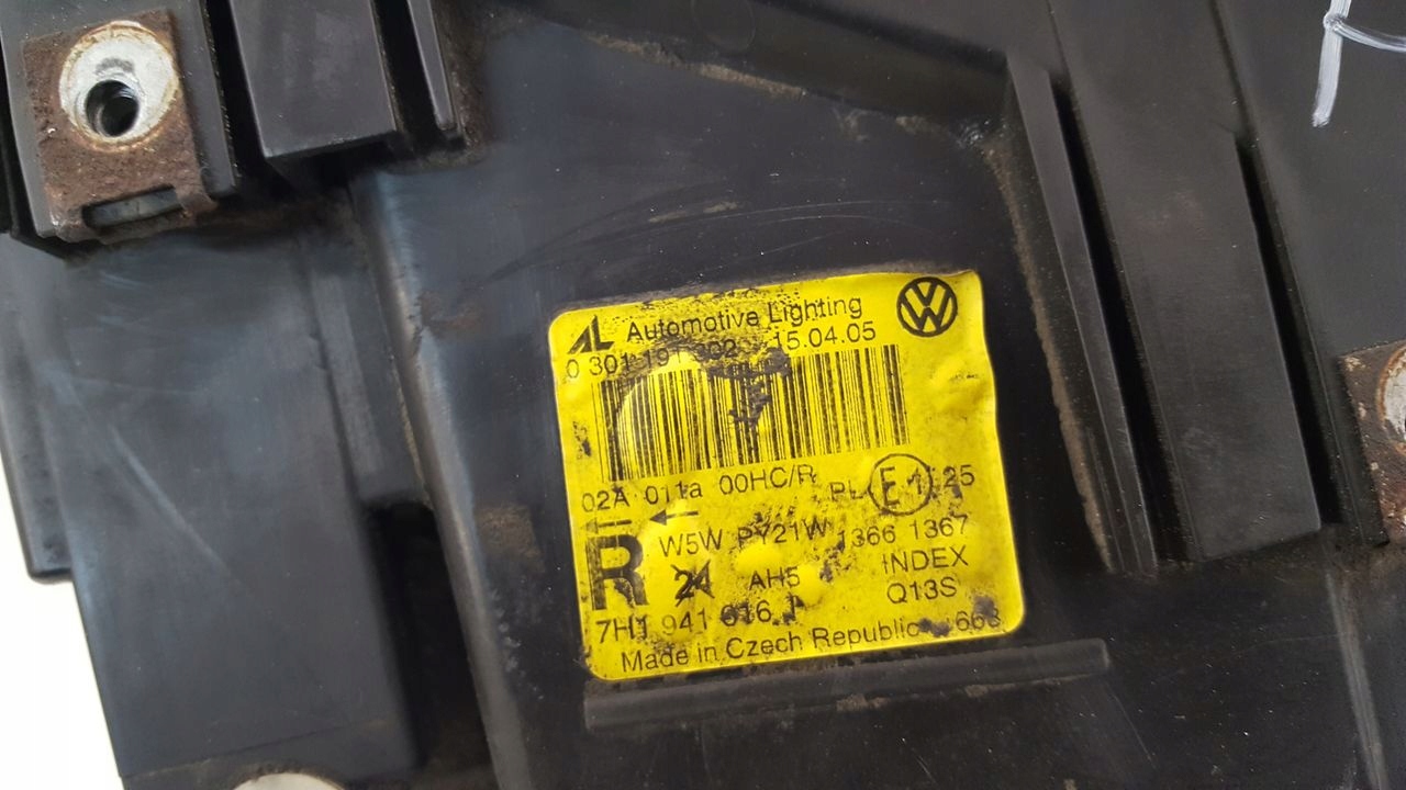light front front right VW T5
