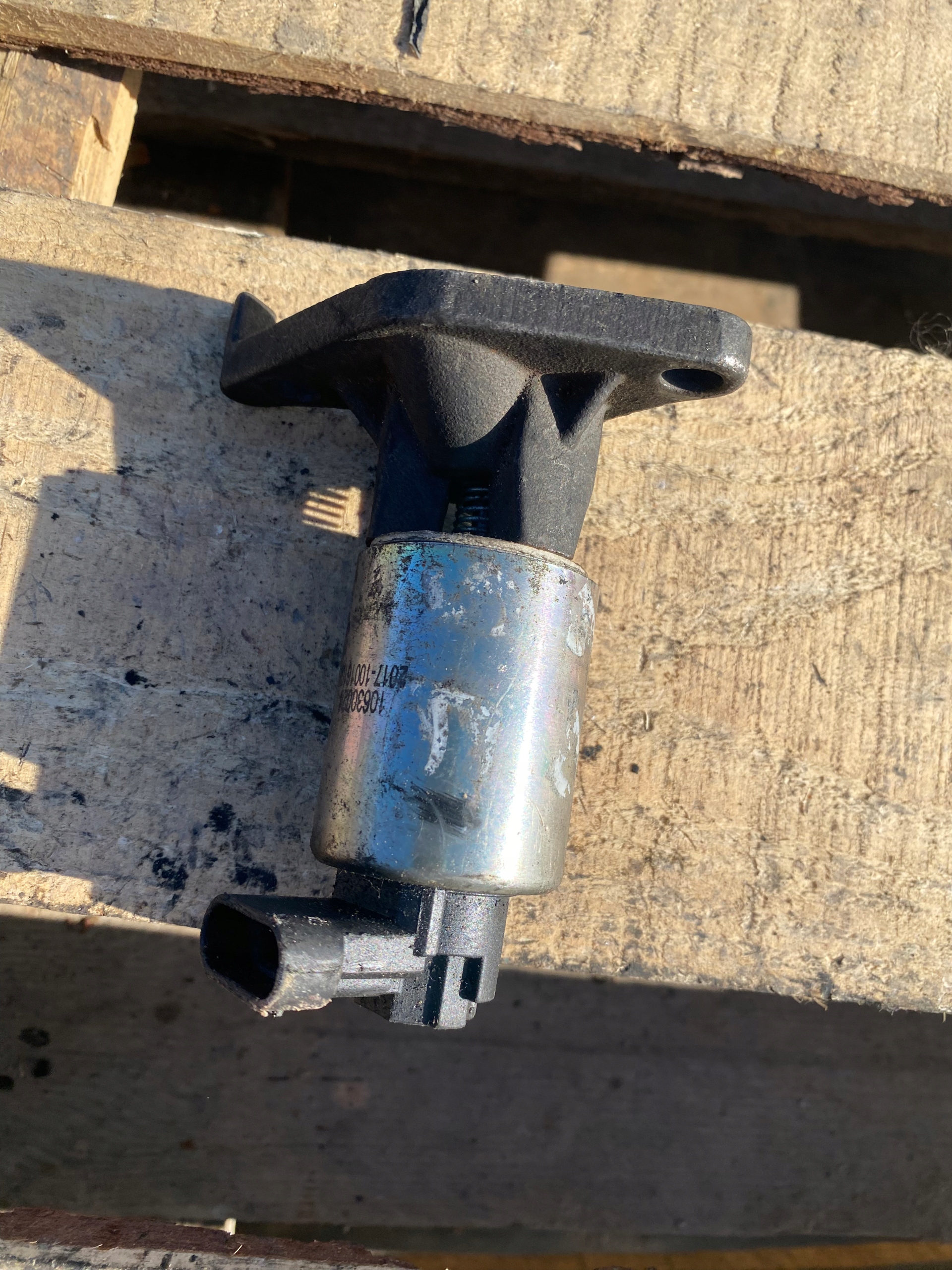 EGR valve Opel Vectra C 2.2 DIRECT