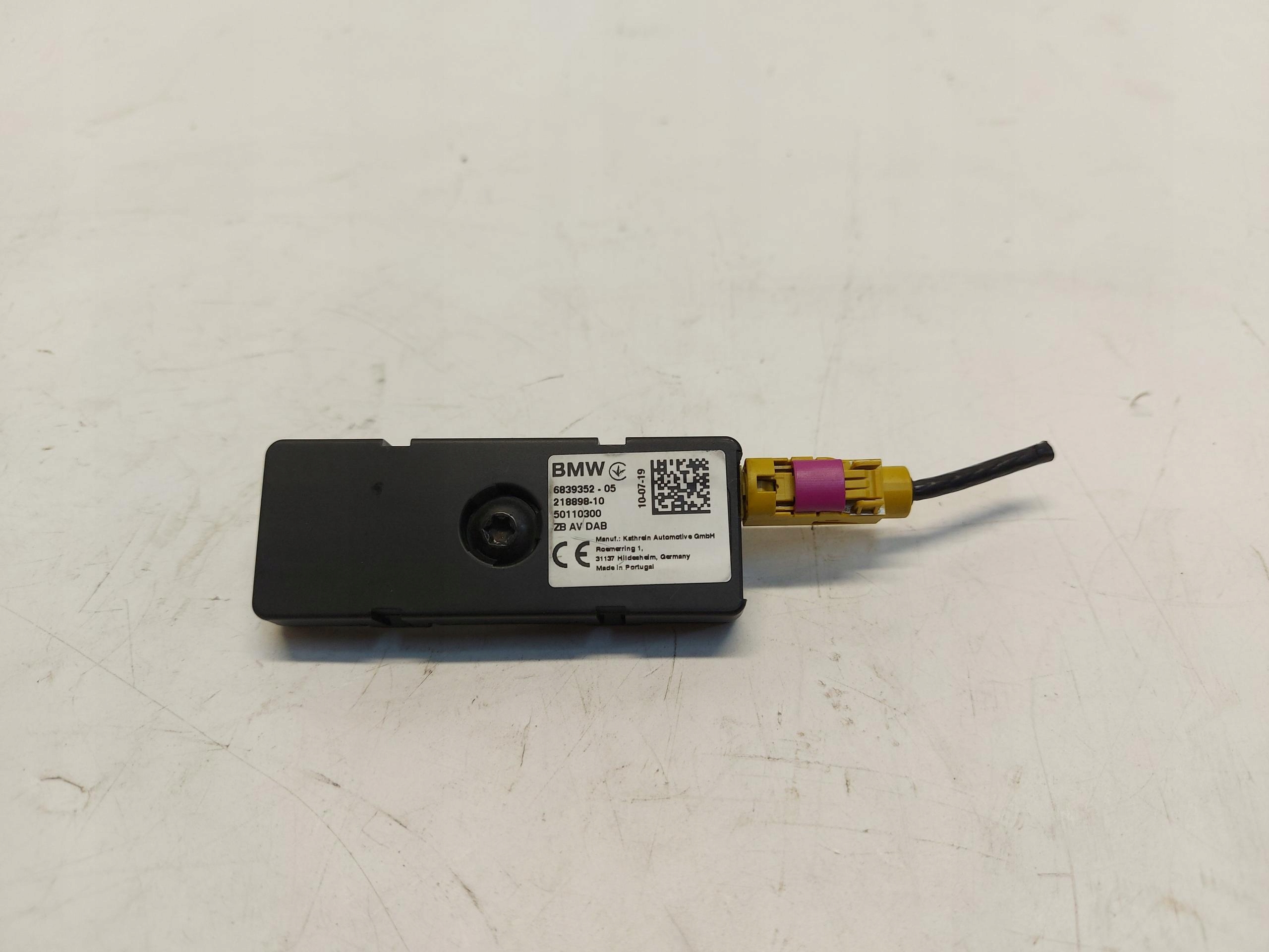 BMW G05 X5 3.0d 2019r amplifier ANTENY 6839352