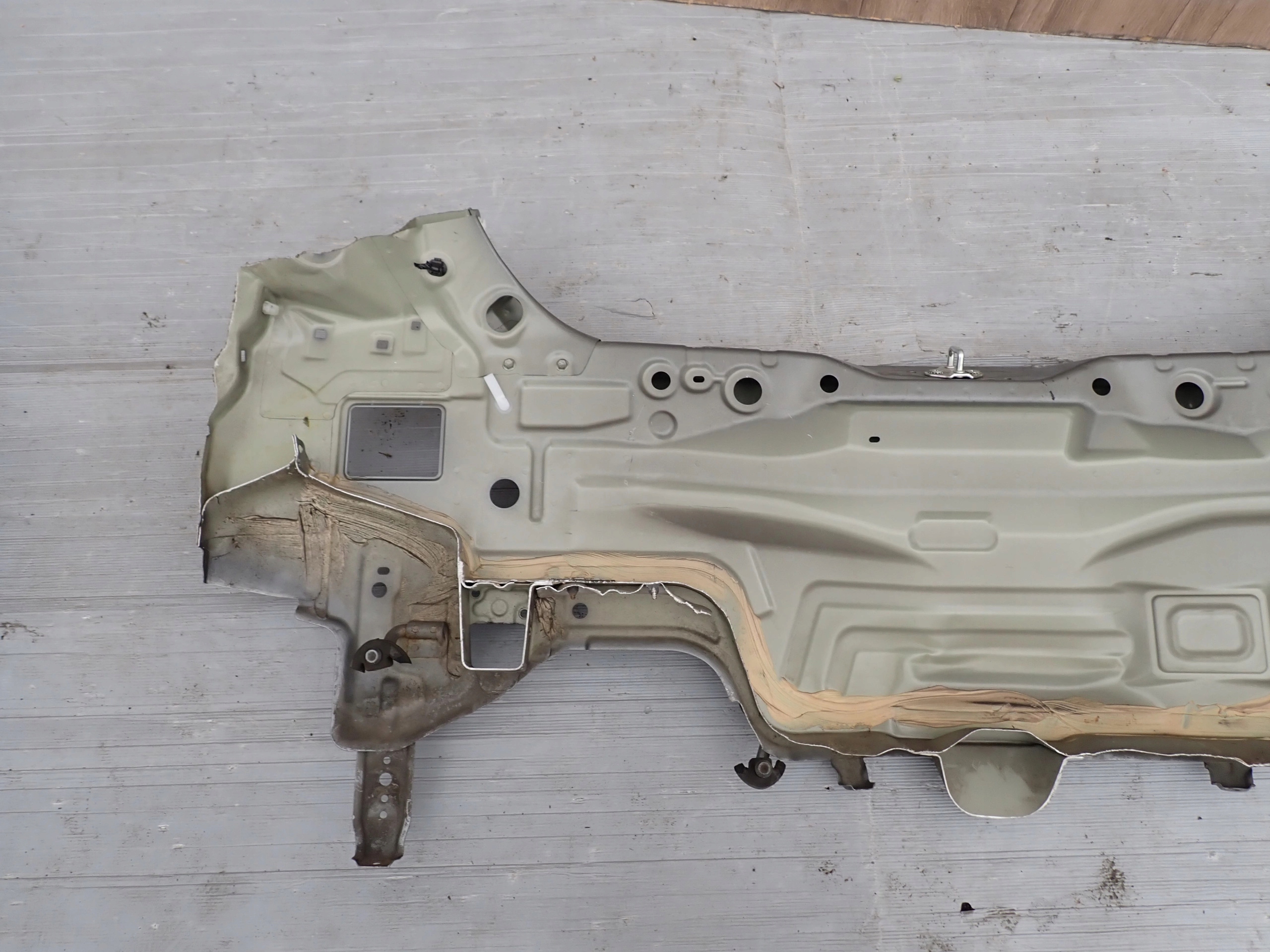 suzuki SWIFT MK7 5d 10 ремень задний