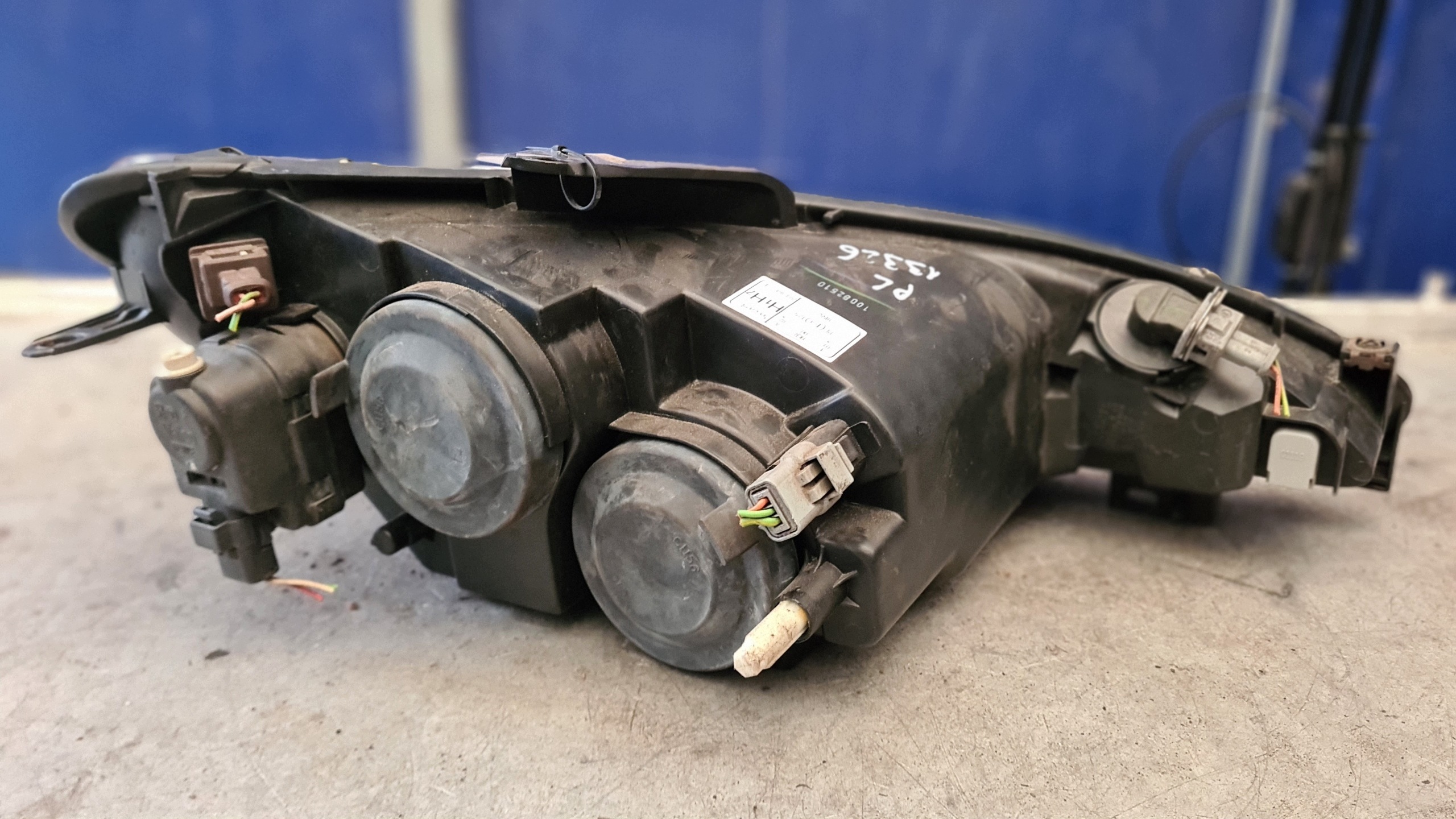 Peugeot 206 light front left