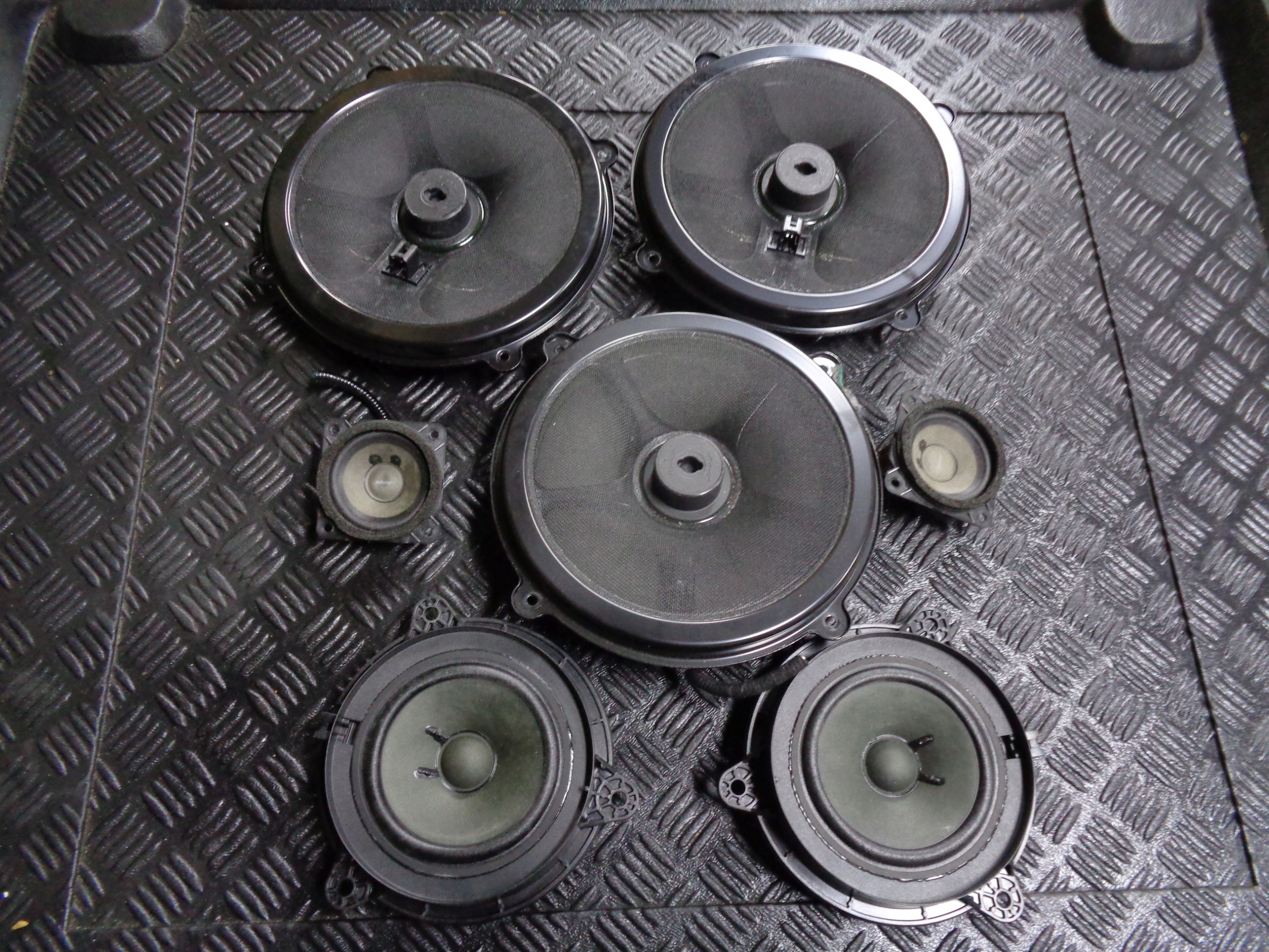 speakers BOSE speaker KOMPLET INFINITI Q50