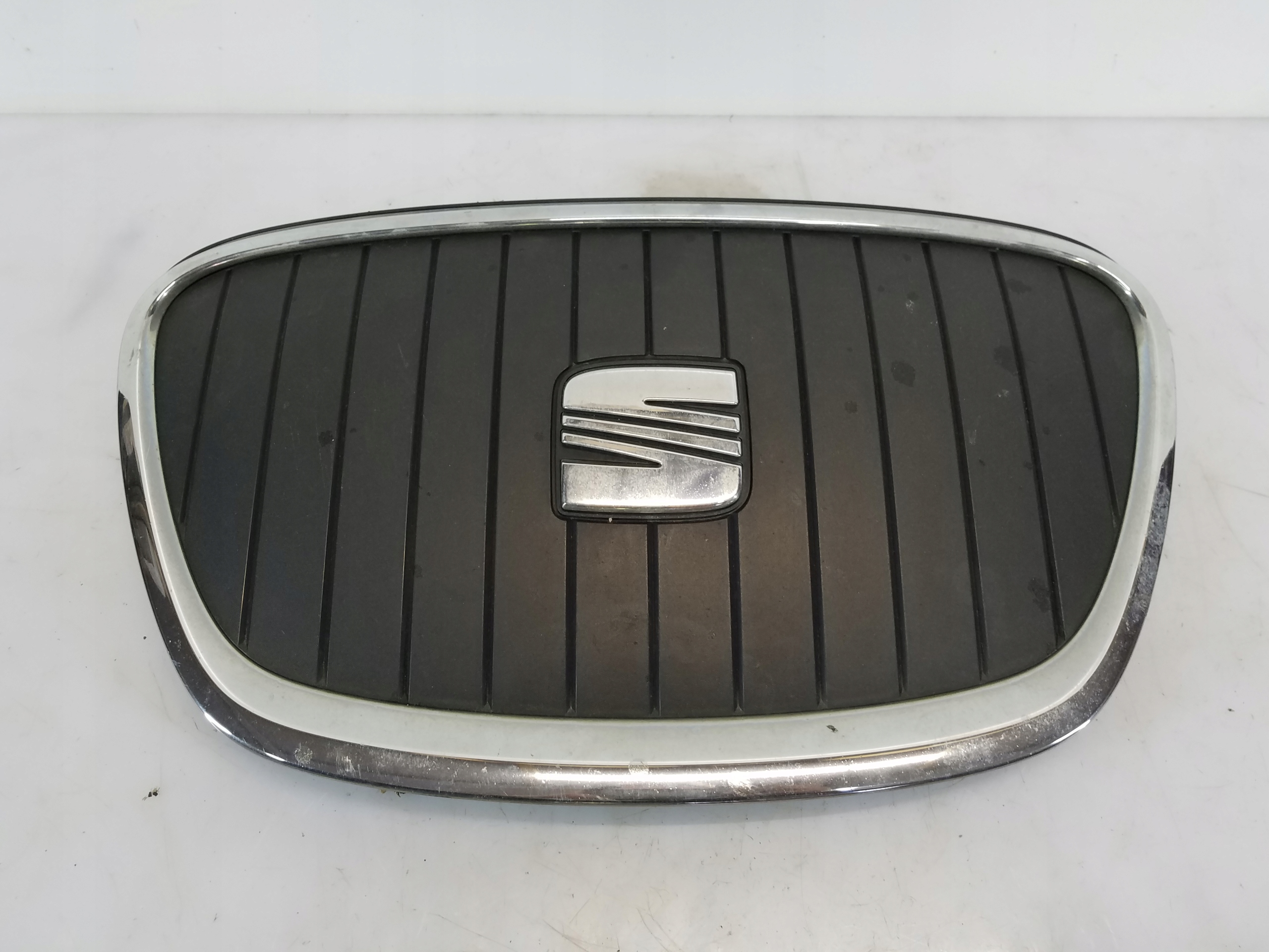 решетка радиатора seat Leon II рестайлинг