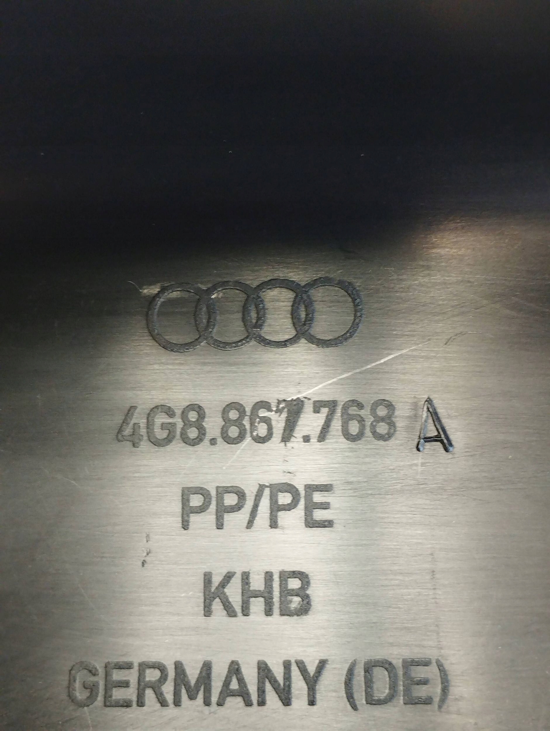 Audi A7 4G kryt PRAHU pravá 4G8867768A
