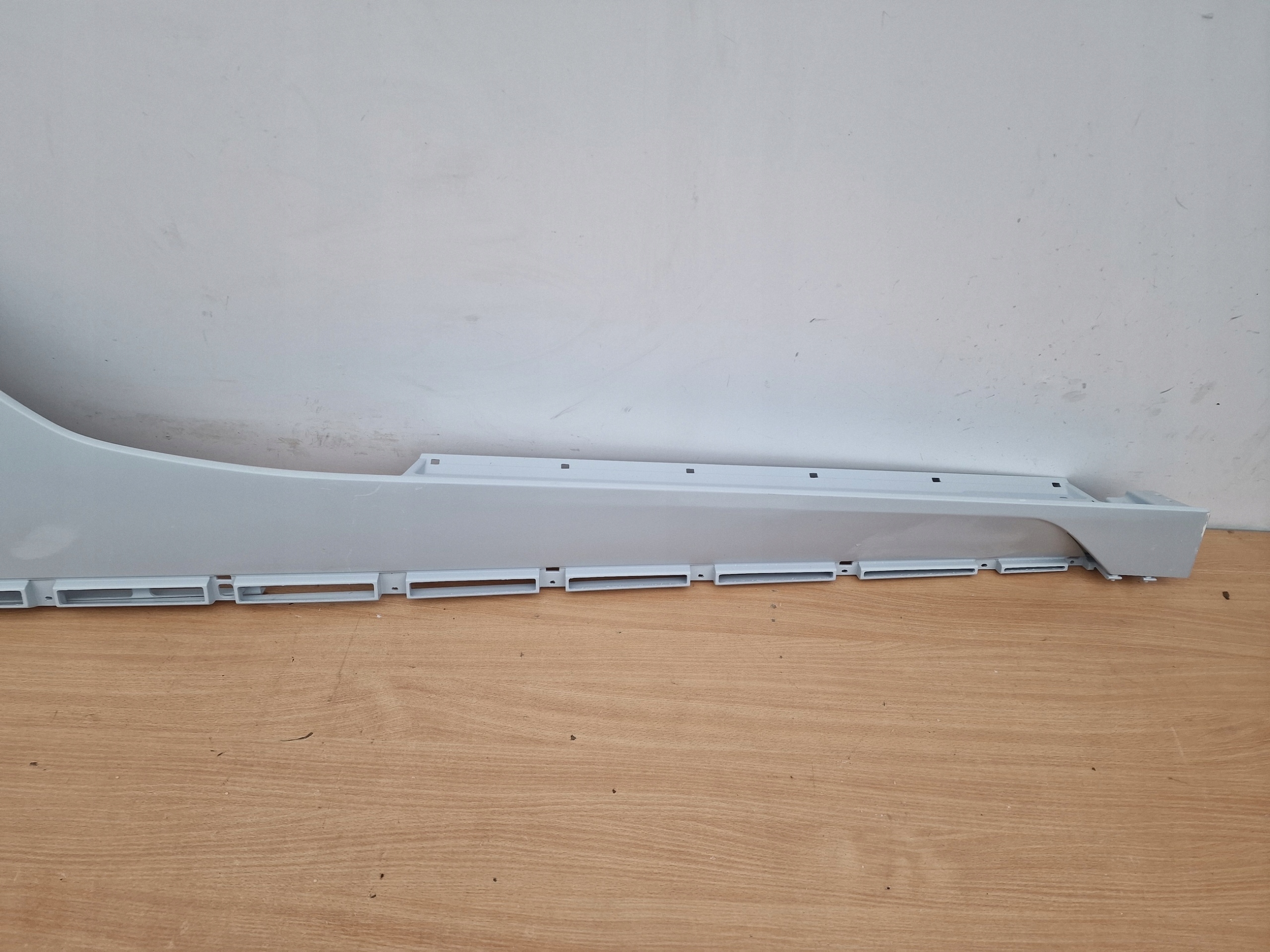LAMBORGHINI AVENTADOR S right moulding threshold threshold