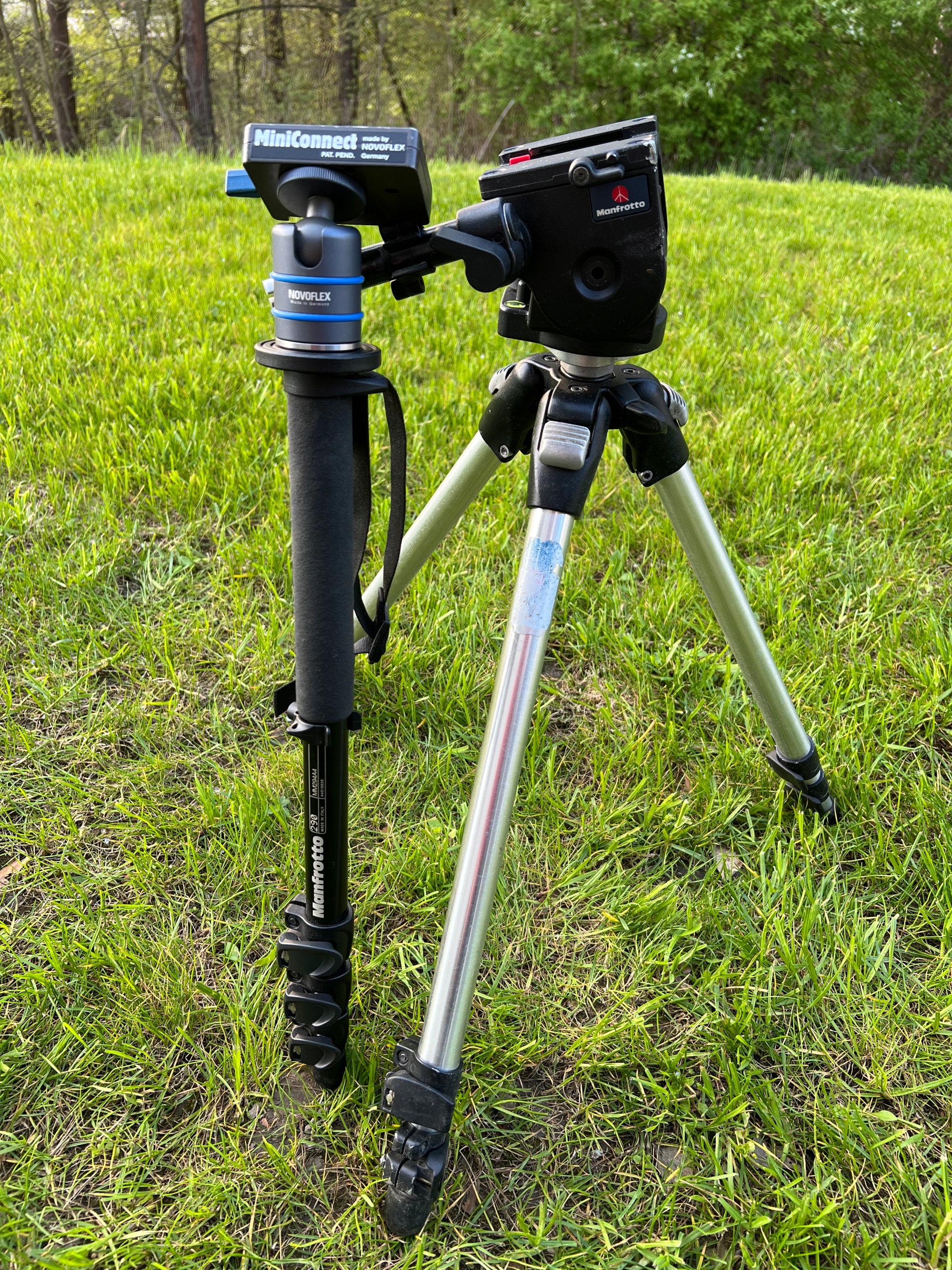 STATYW DO APARATÓW 2 SZTUKI, MANFROTTO >>>