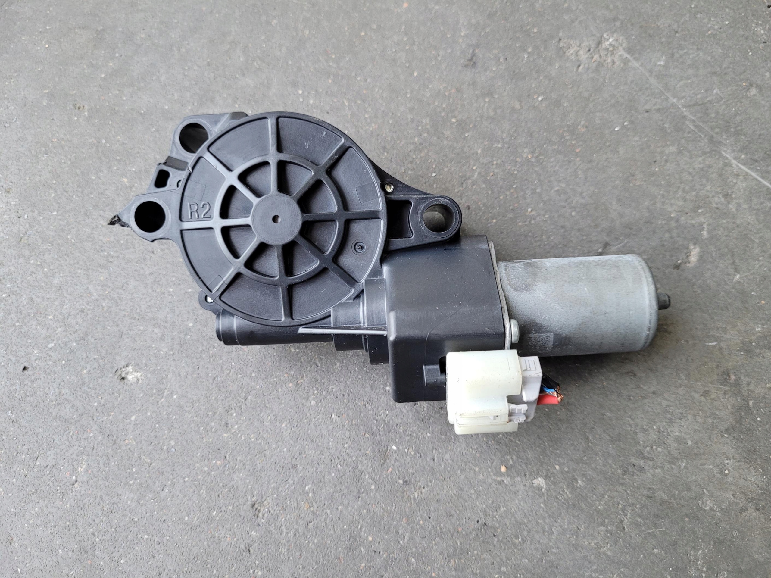 Motor SITZ LEXUS ES VII 7 300 H