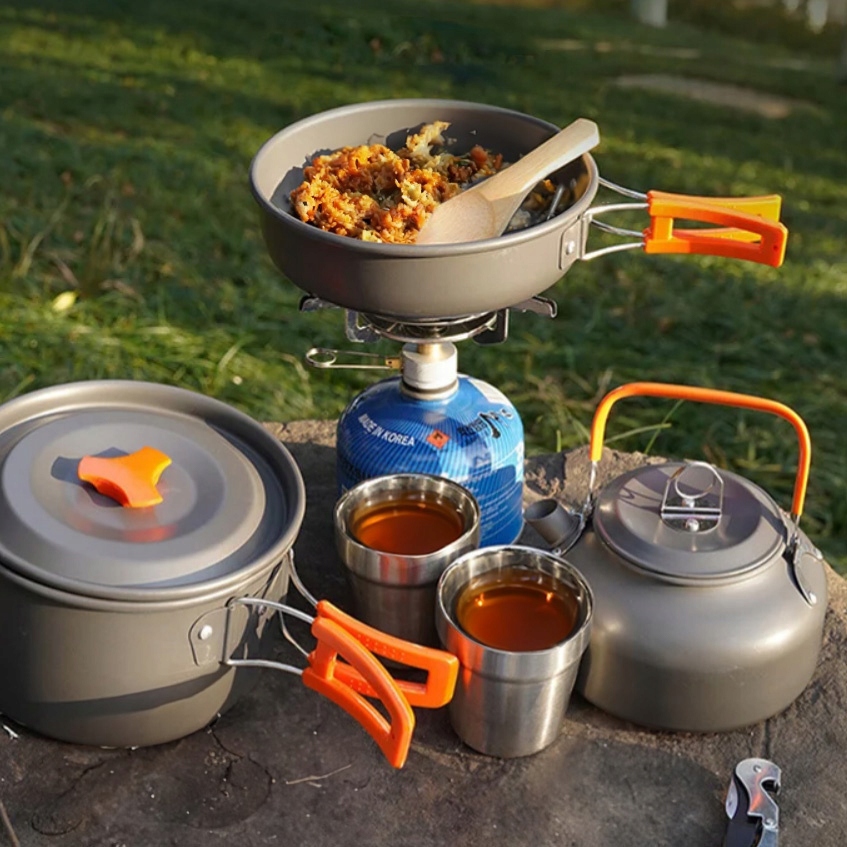Sada hrnců pro turistické nádobí pod stan oranžová