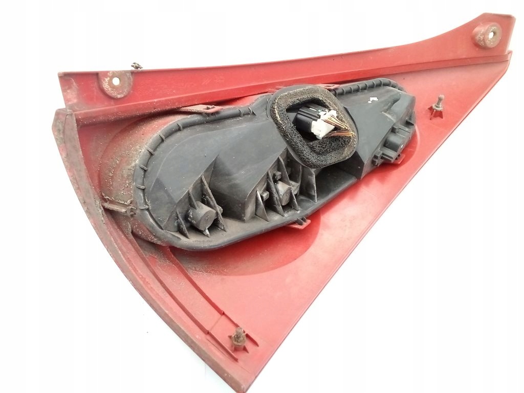 Peugeot 107 5D light left rear EU 81560-0H040