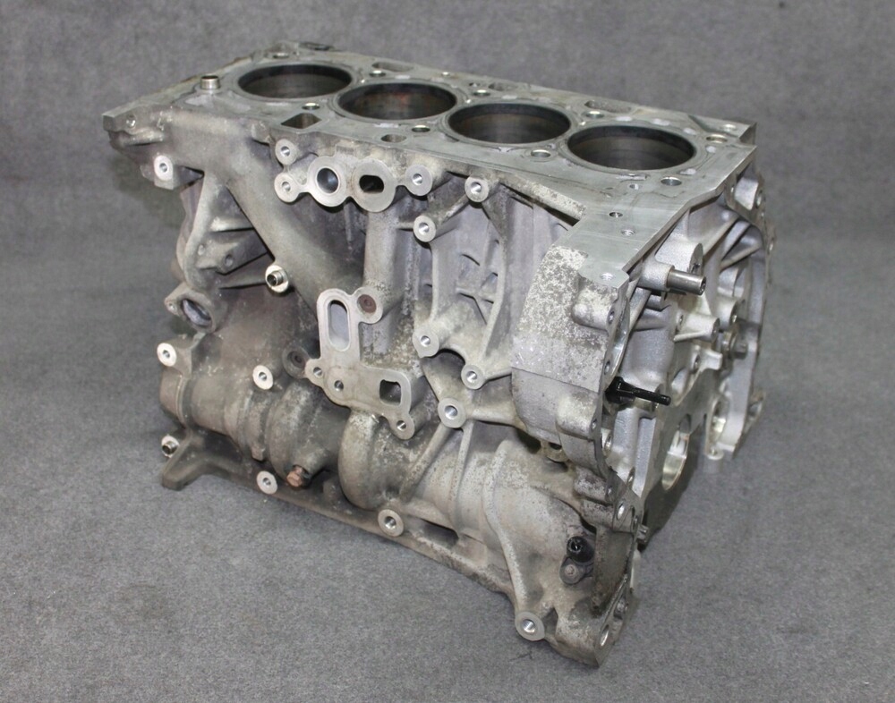 BMW E60 E61 E90 E91 E92 EE93 E87 X3 E83 1.6D 1.8D 2.0D BLOK SILNIKA N47D20A