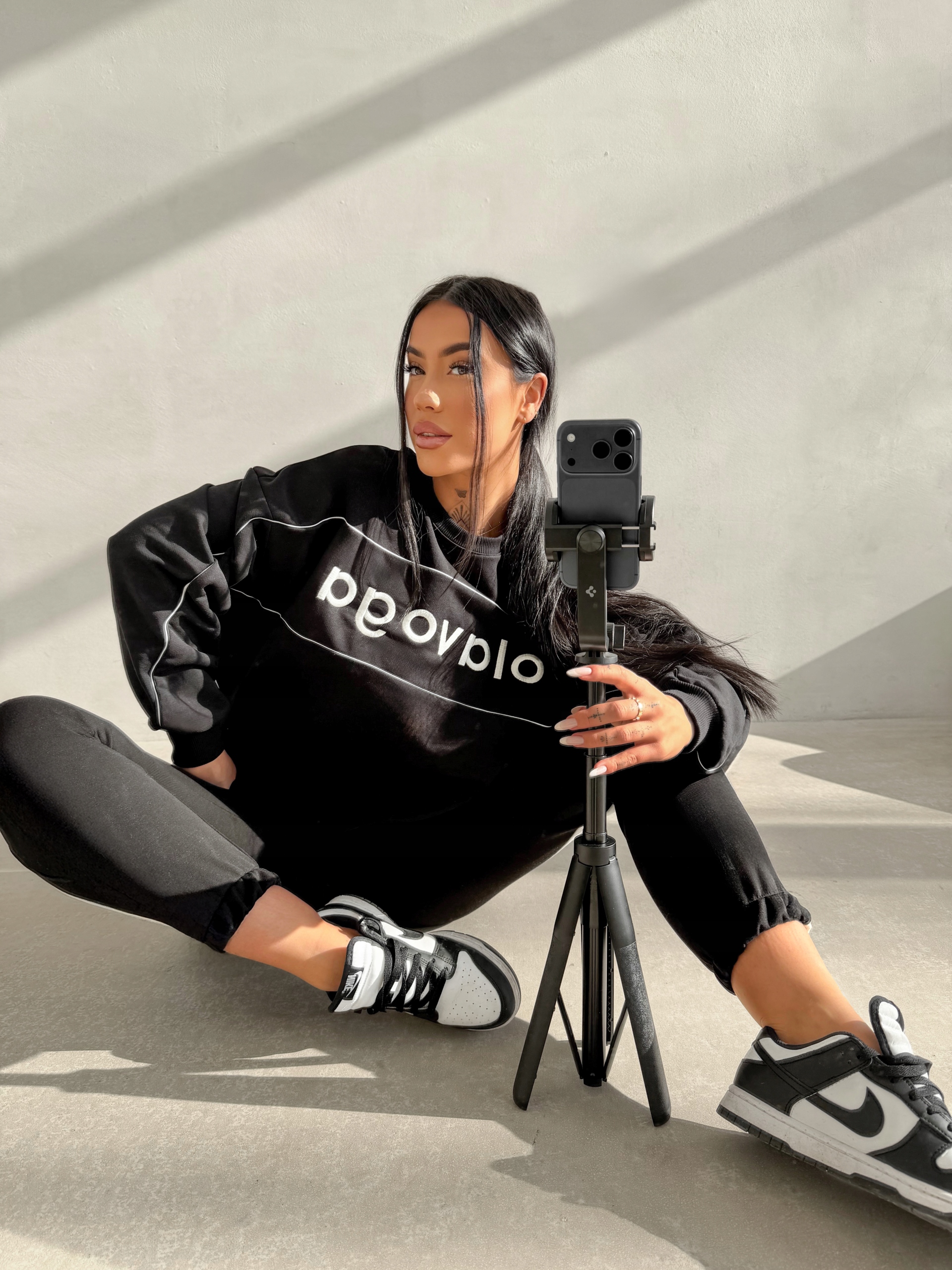 Mikina Mellow Olavoga Černá M