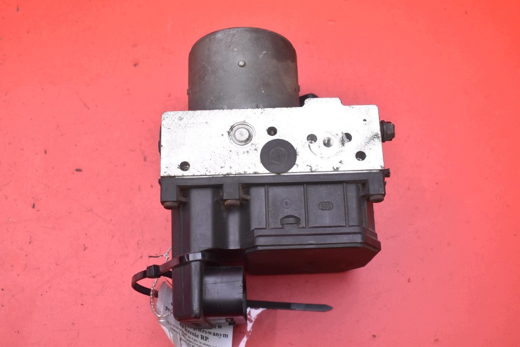 pumpa ABS 6767833 BMW E65 E66 3.0 D 218 KM 01-05