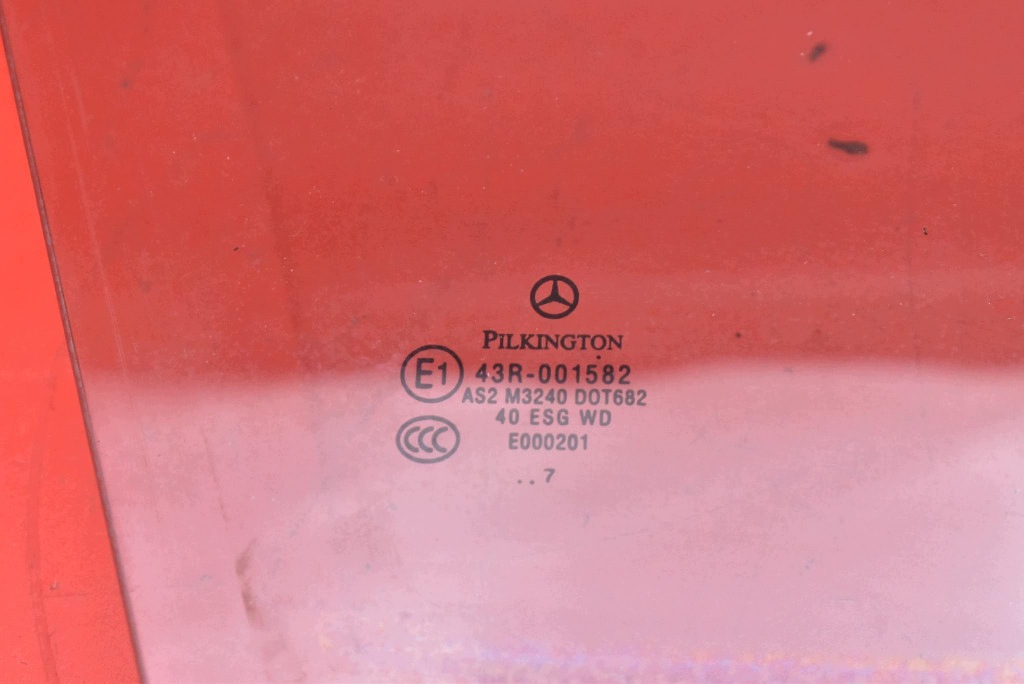 window side right front front MERCEDES C-KLASA W204 07-14