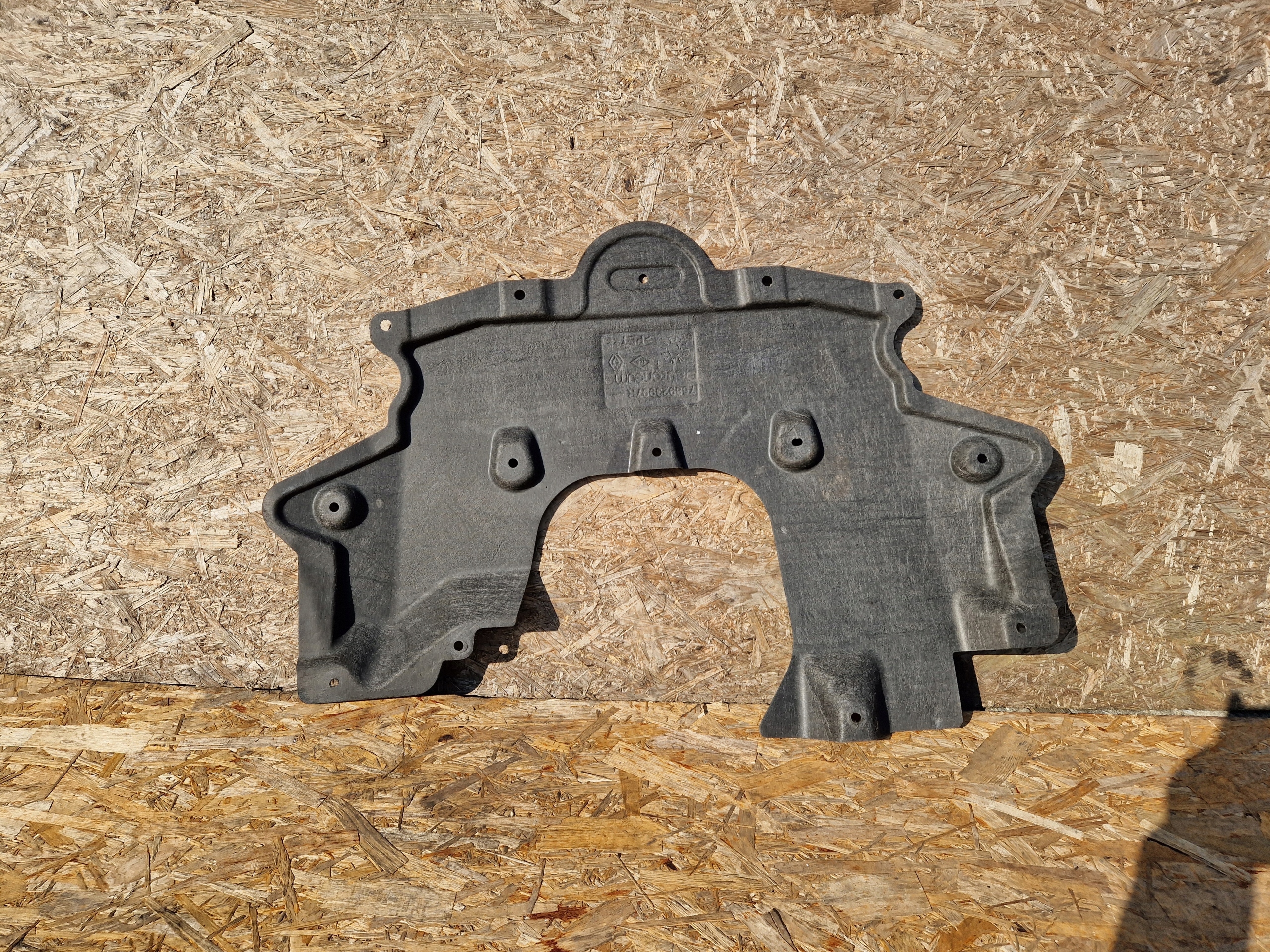 PŁYTA OSŁONA POD SILNIK RENAULT AUSTRAL 758923997R