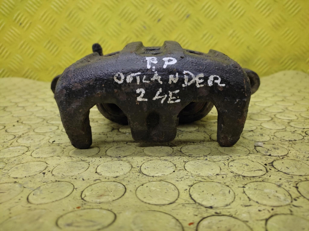 MITSUBISHI OUTLANDER 2.4 caliper brake right front