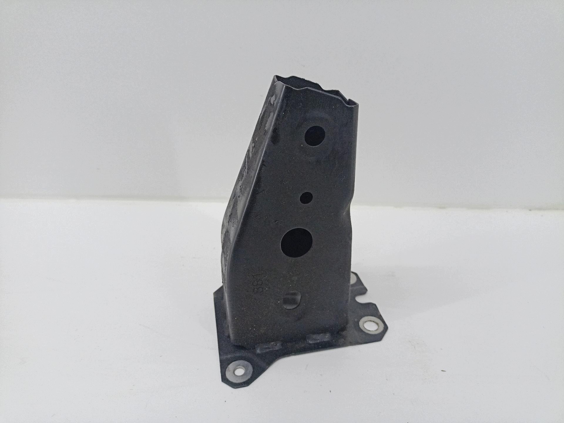 Support plaque Droit Bouche buse Mazda 6 3 2014 BJY03488X