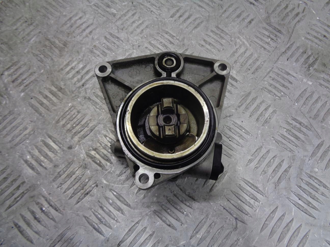 вакум насос opel ASTRA IV J 1.6 T сиди 09-