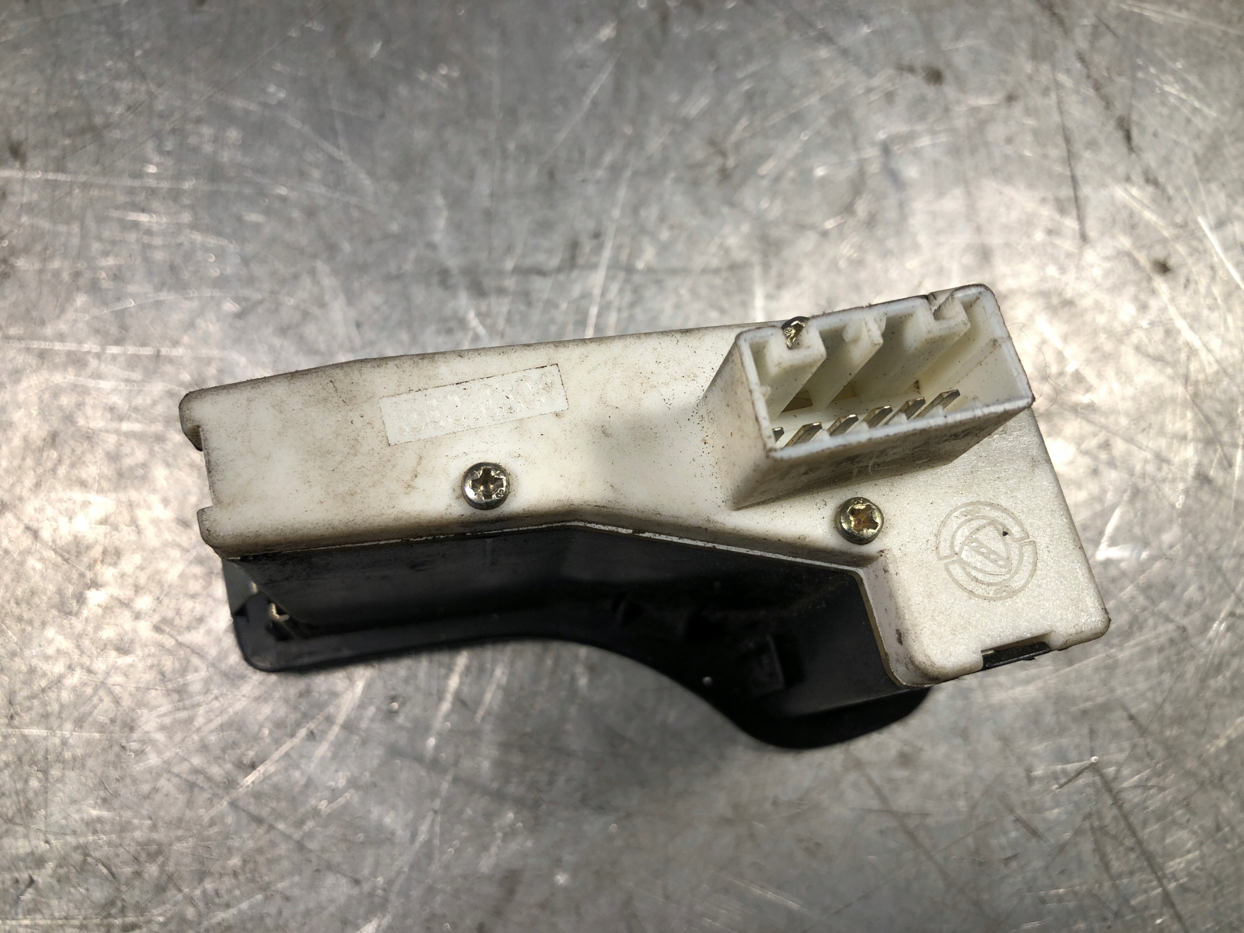 light switch Alfa Romeo 156016309