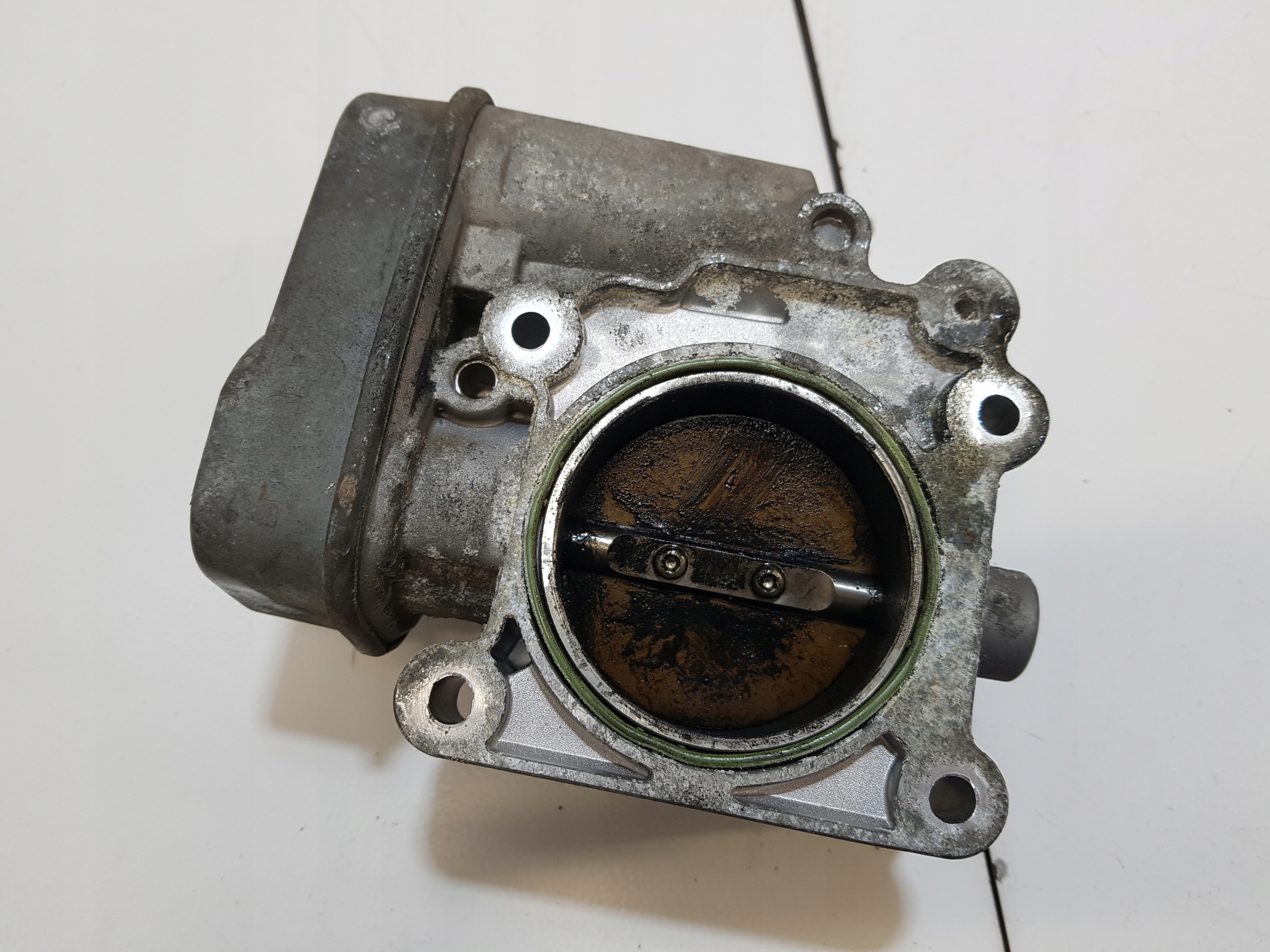 throttle flap OPEL SIGNUM 2.2 B