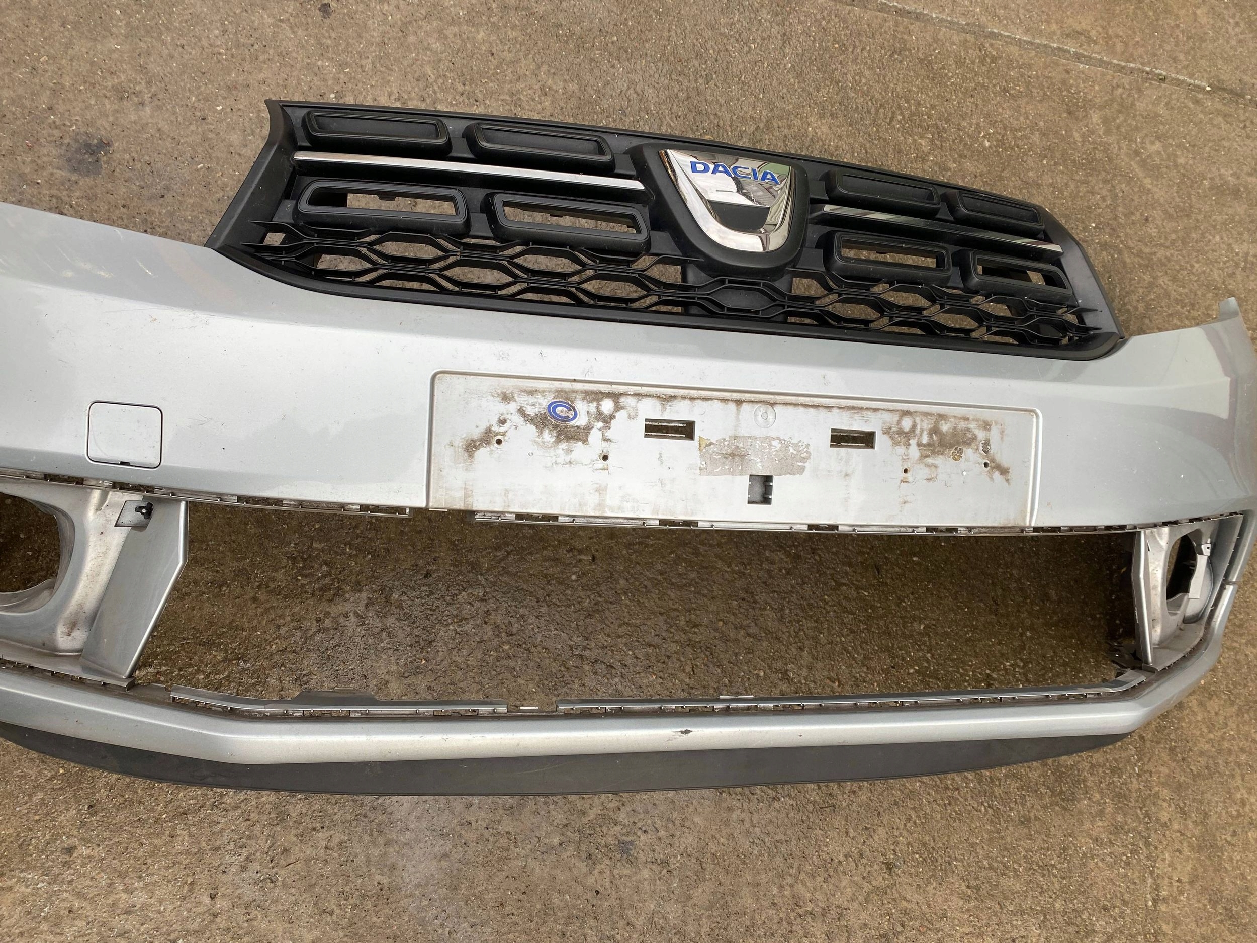 DACIA SANDERO II LIFT bumper front front SKORUPA