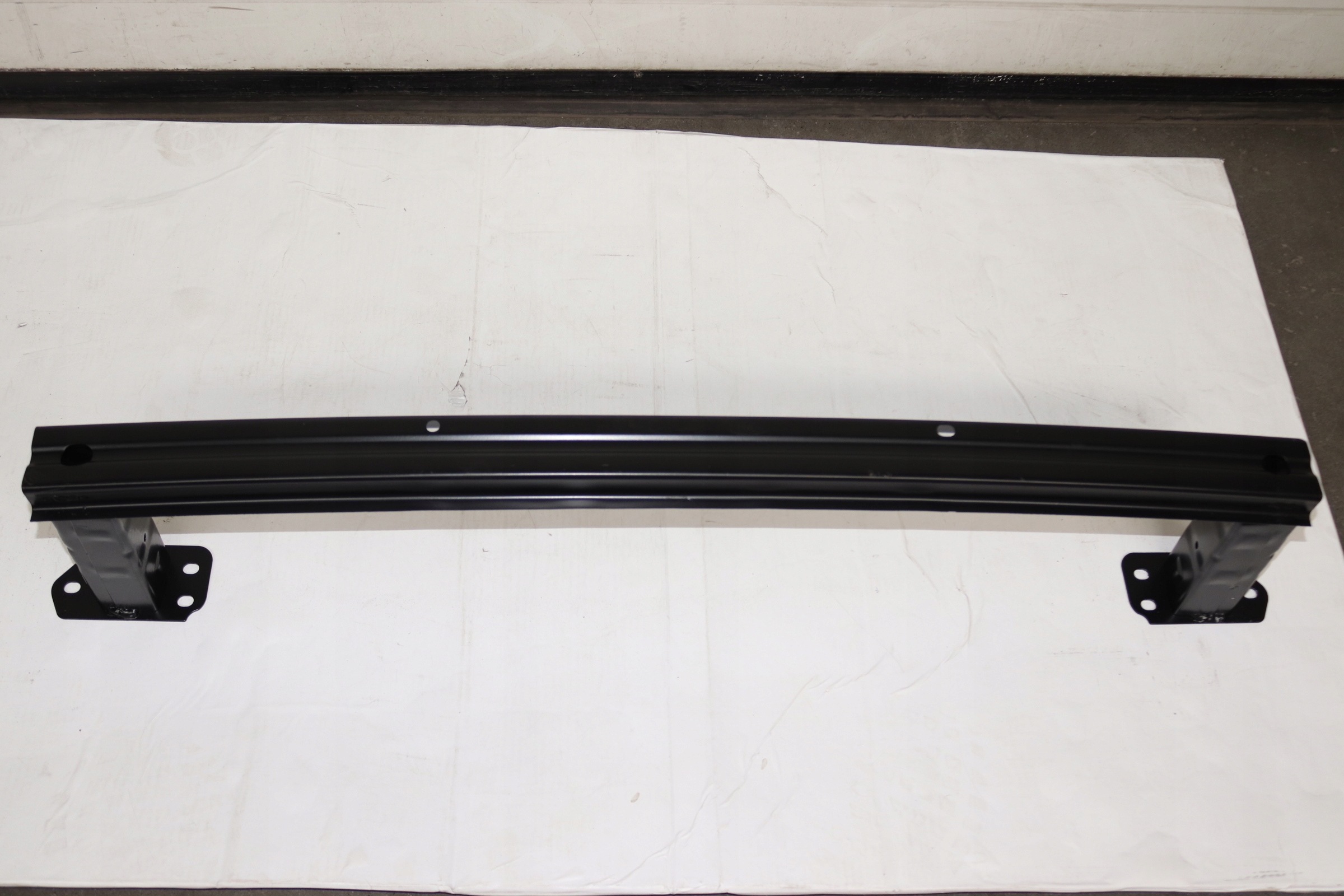 OPEL MOKKA BELKA ZDERZAKA DOLNA PRZÓD