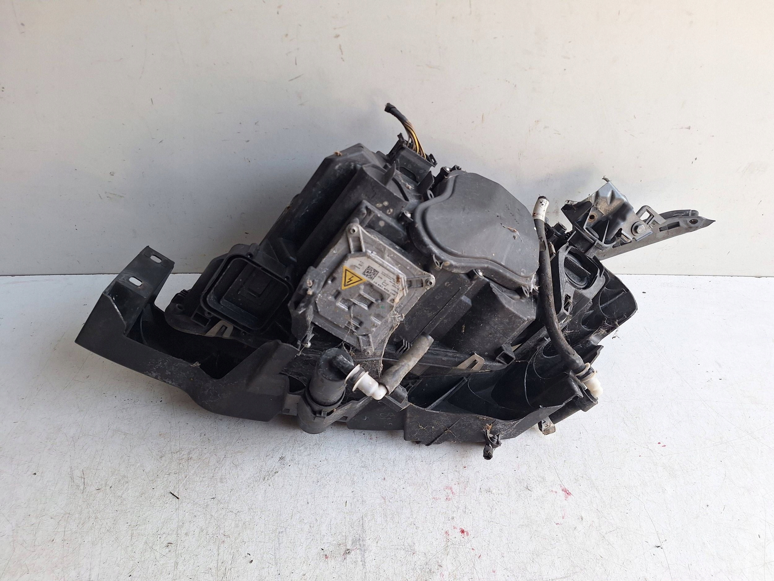 BMW 3 E92 E93 05-09 light right XENON UK-ANGLIK 7162130