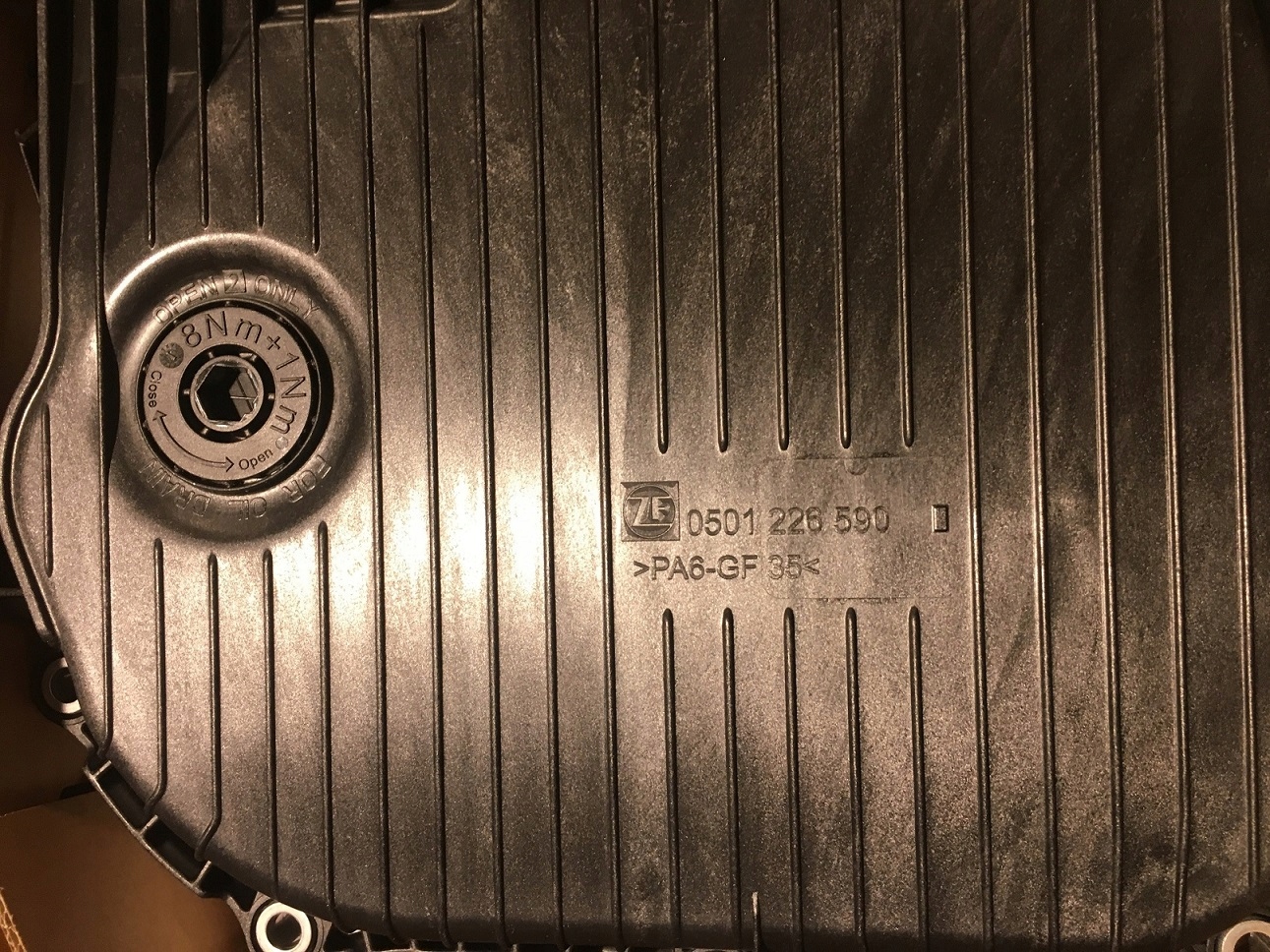 OLEJ FILTR ŚRUBY MISKA ZF 8HP IVECO DAILY 5 V Rodzaj skrzyni Automatyczna