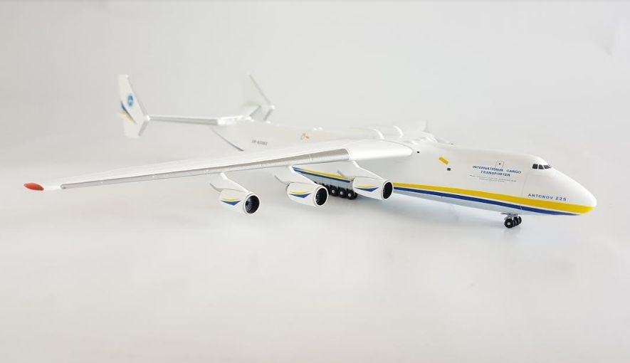 Model letadla Antonov AN225 Mriya 1:500 Herpa