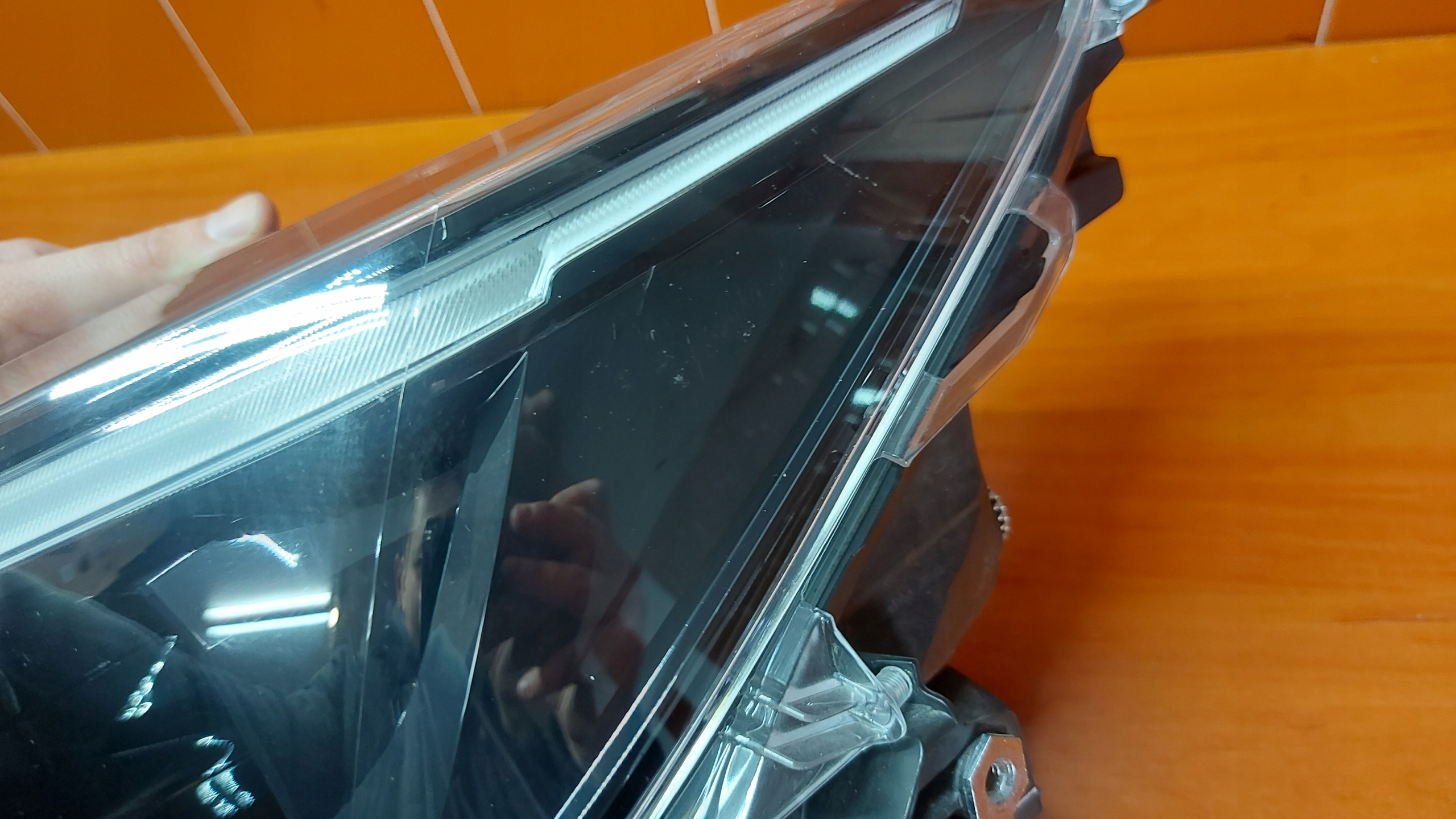 REFLEKTOR light left left front TOYOTA YARIS CROSS 20