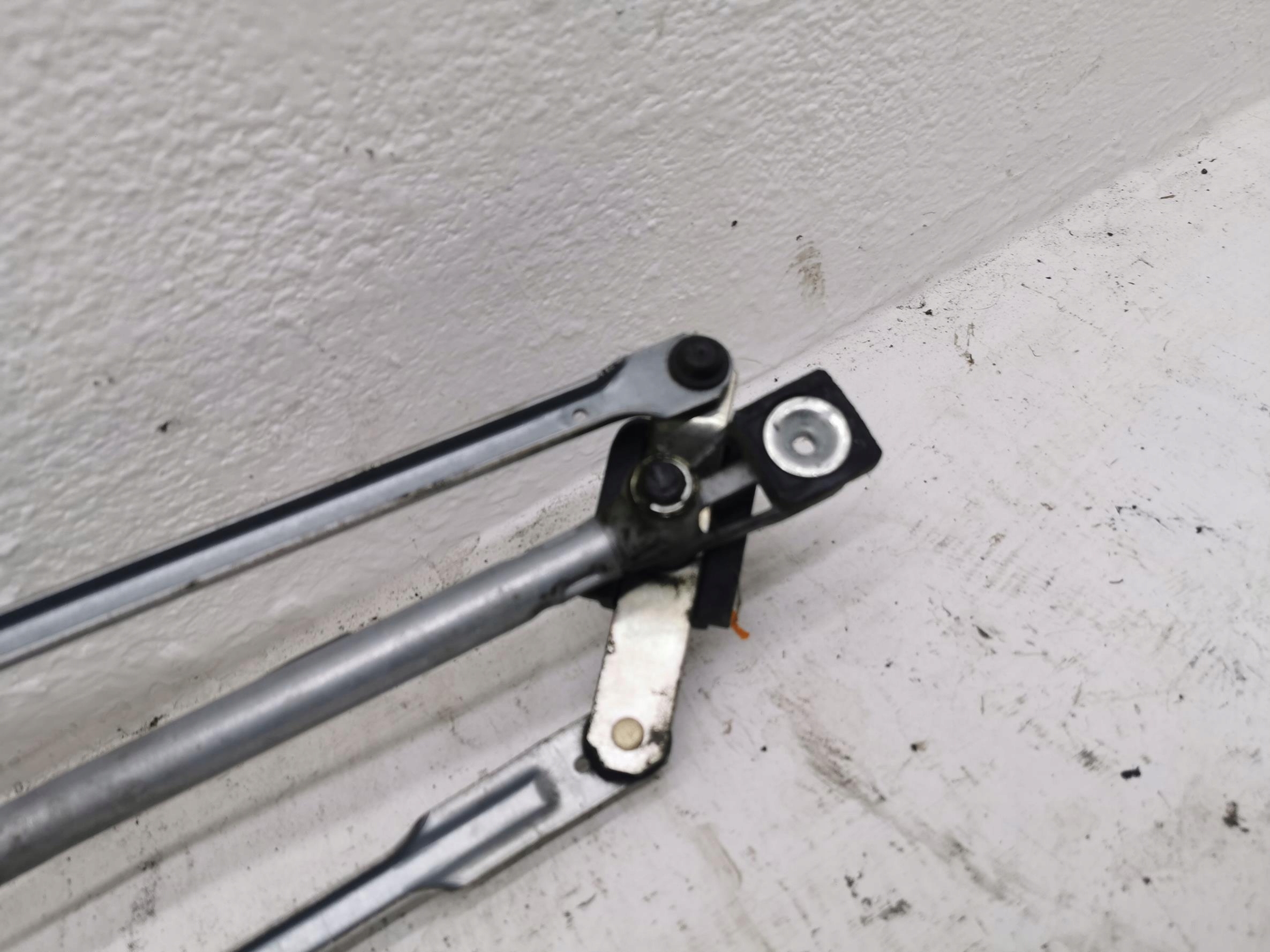 wiper mechanism front FORD MONDEO MK4 EU