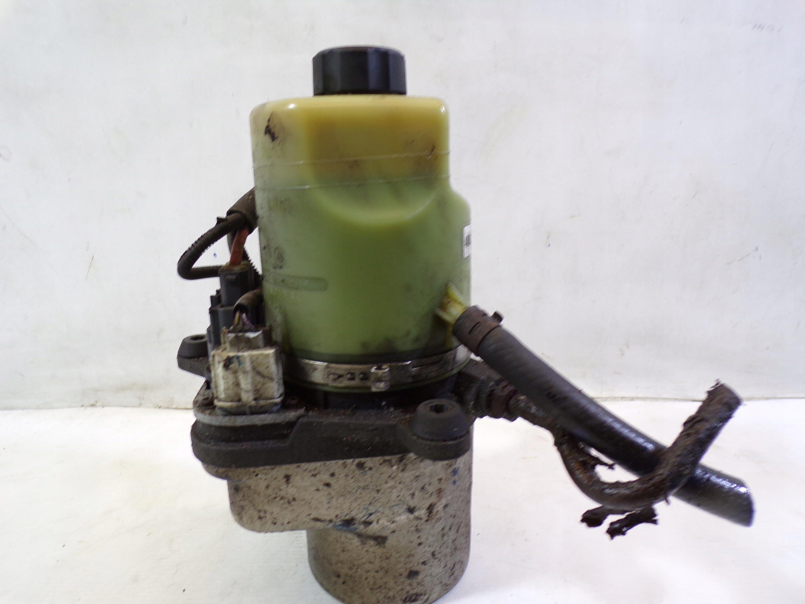 servo pump electrical FORD 4M513K514CC