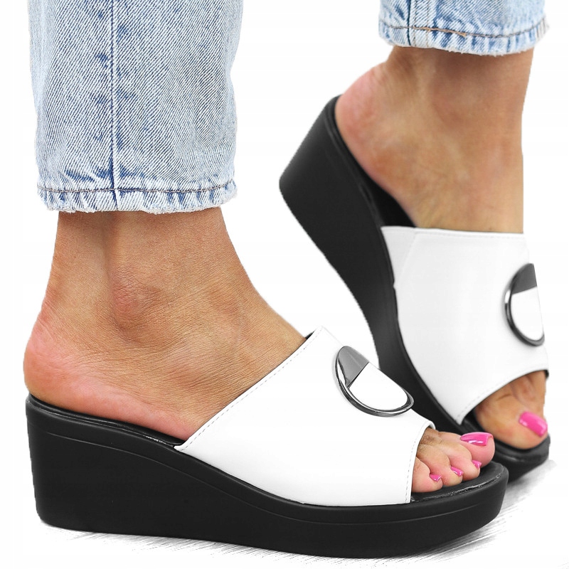 Biele dámske šľapky na podpätku ľahká pohodlná pracka sandále TW23090 veľ.36