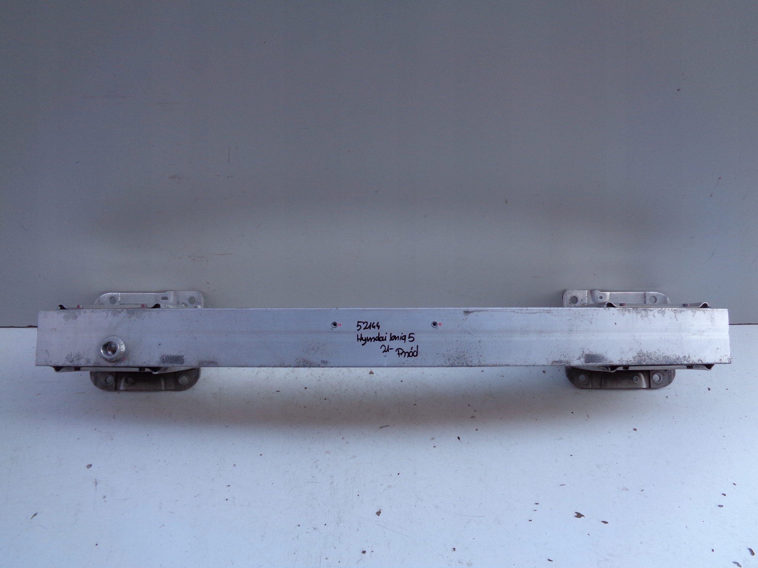 pillar bumper support front HYUNDAI IONIQ 5 21- NR 52144