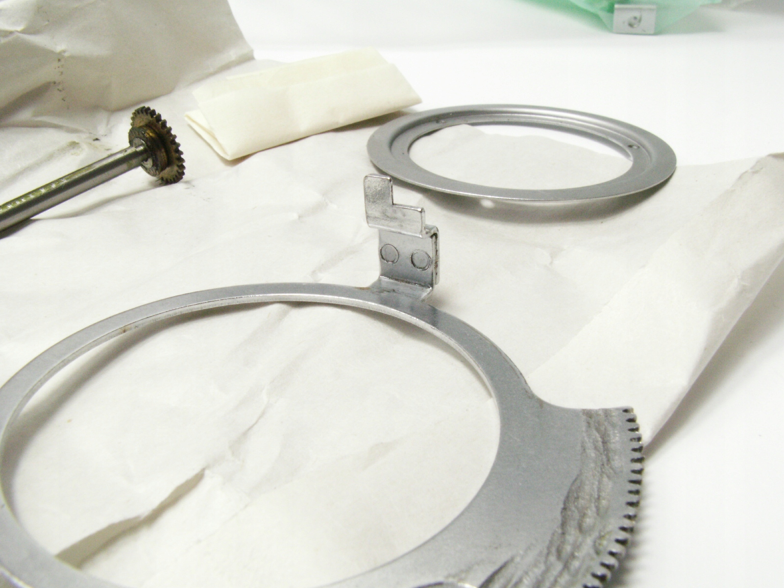 MAMIYA C33: dźwignia i mechanizm naciągu UNIKAT! Marka Mamiya